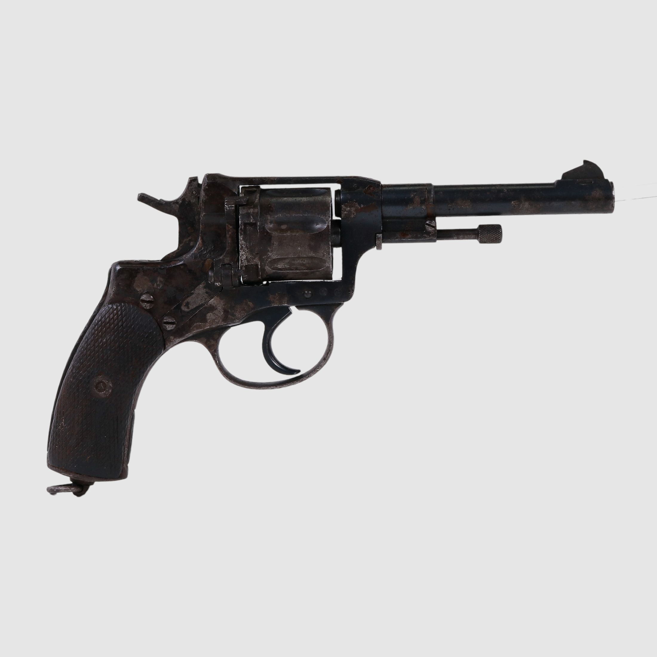 Nagant Revolver 1935, caliber 7.62mm Nagant || Revolver