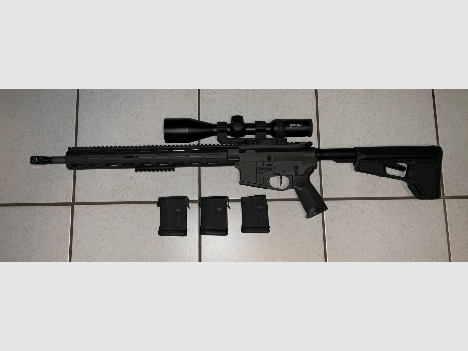DAR AR15 Halbautomat Exclusiv in .223 und .22 Wechselsystem