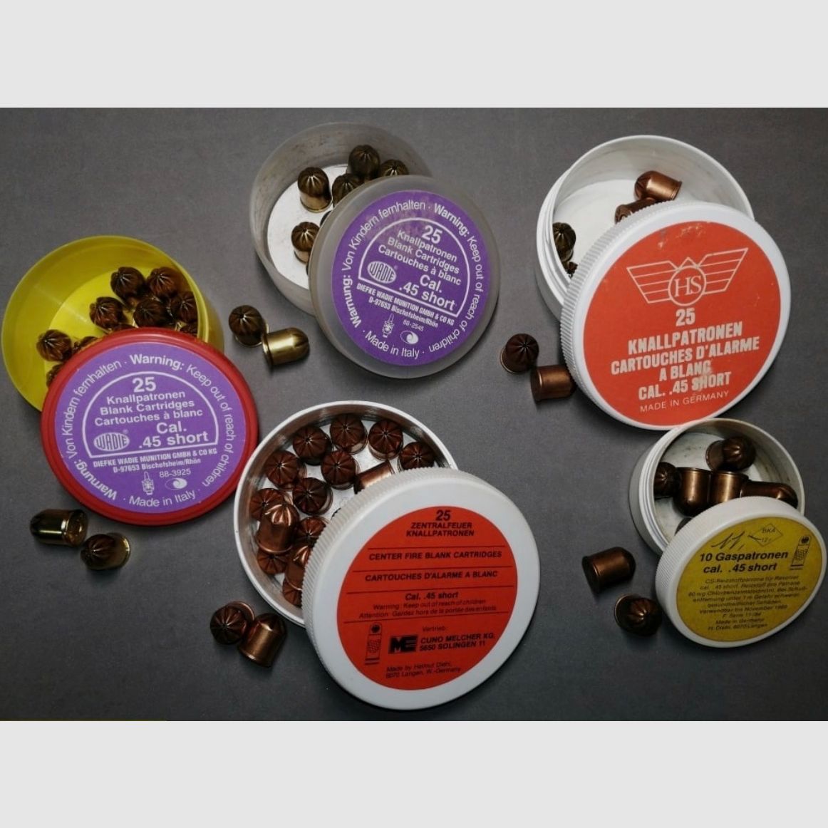 .45 Short Knall / CS Gas Cartucce C E R C A !