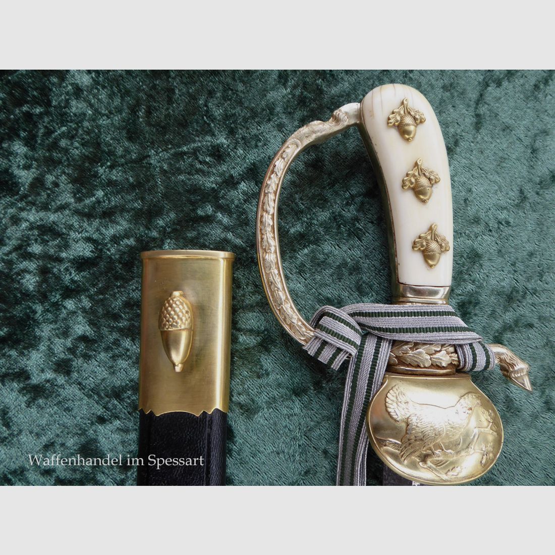 Stag knife with a guard vessel in ornate design from the time of World War II.