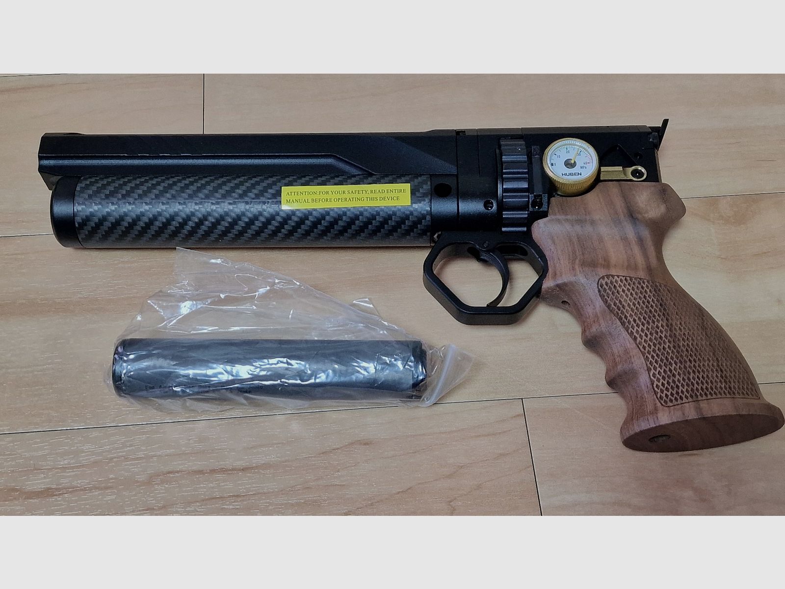 NUOVO & mai usato: Huben GK1 + valigetta + silenziatore + grilletto con guida Picatinny + munizioni