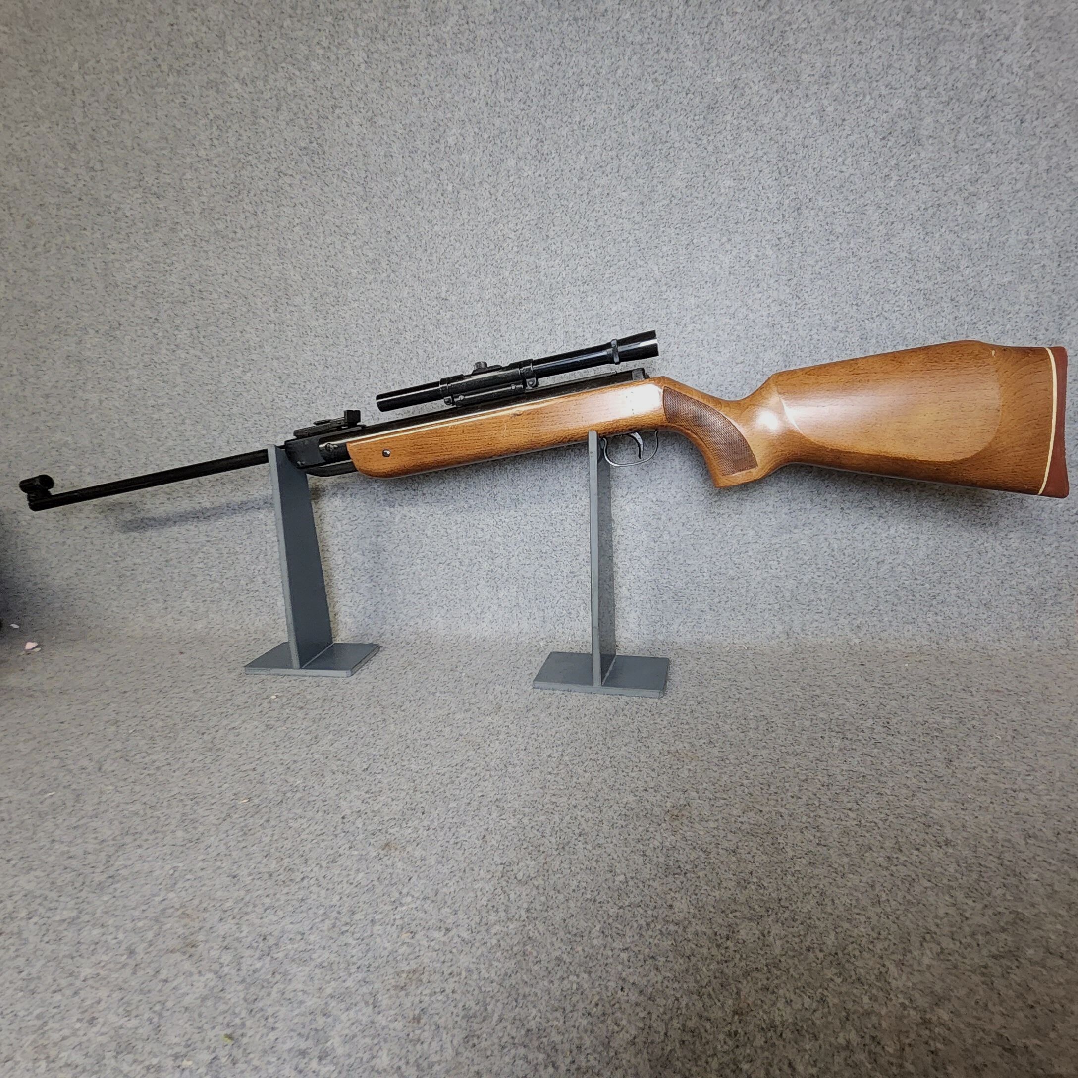 Diana Mod. 35, image 1 sur 3