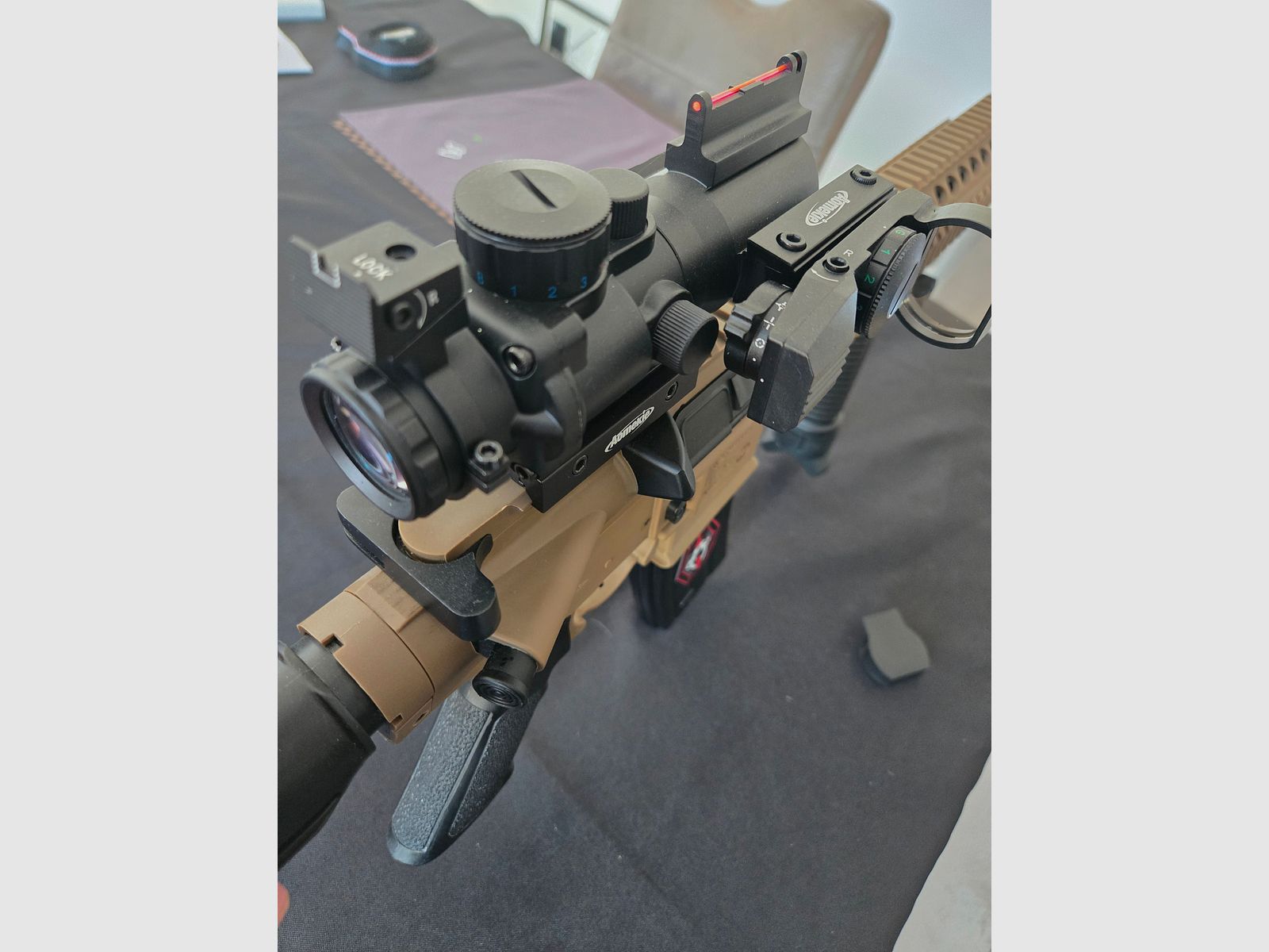 Crosman R1 CO2 rifle de aire AR15