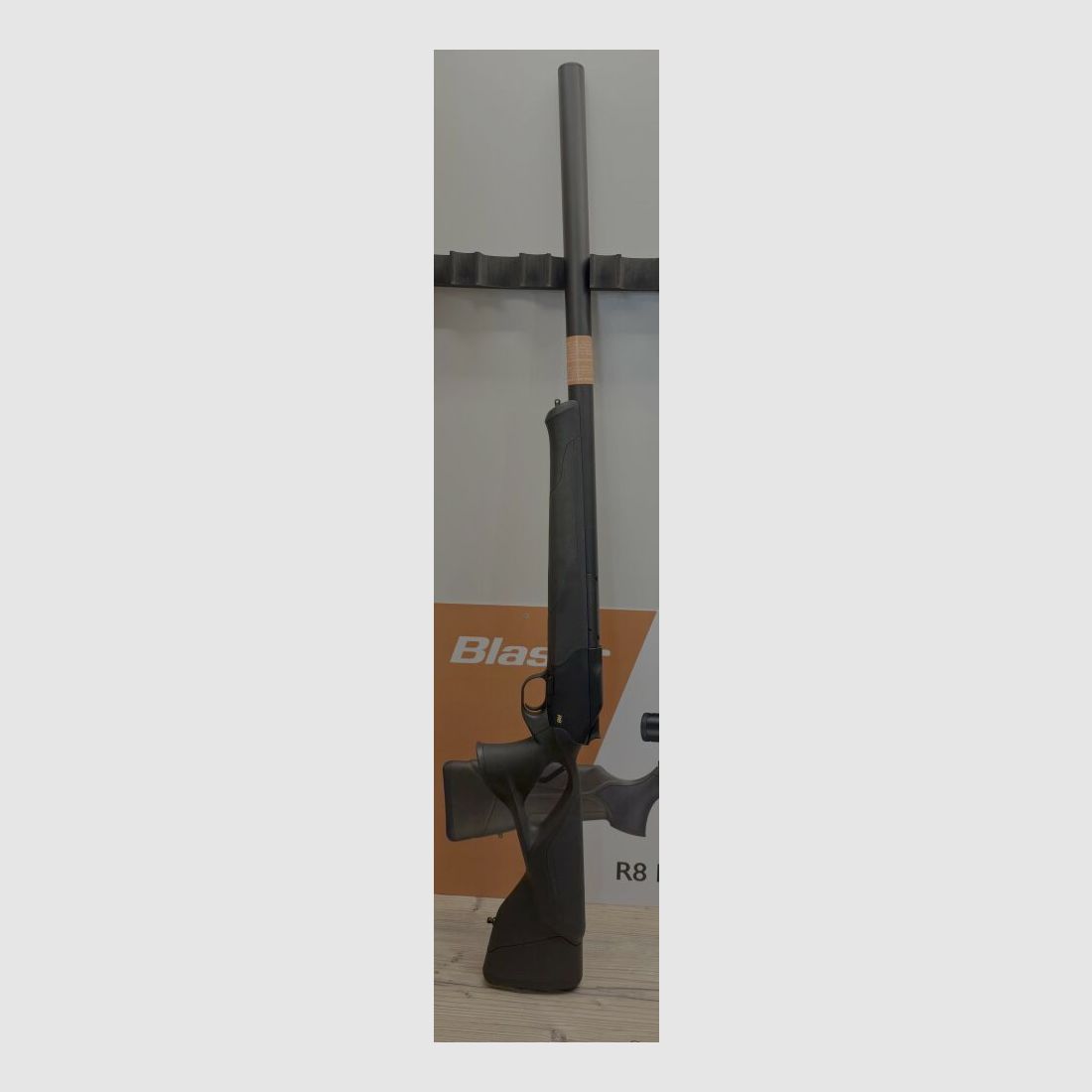 Blaser R8 Ultimate Silence Repetierbüchse 8,5x55 Lauflänge 470 mm M15x1 mit 8,5x55Blaser
