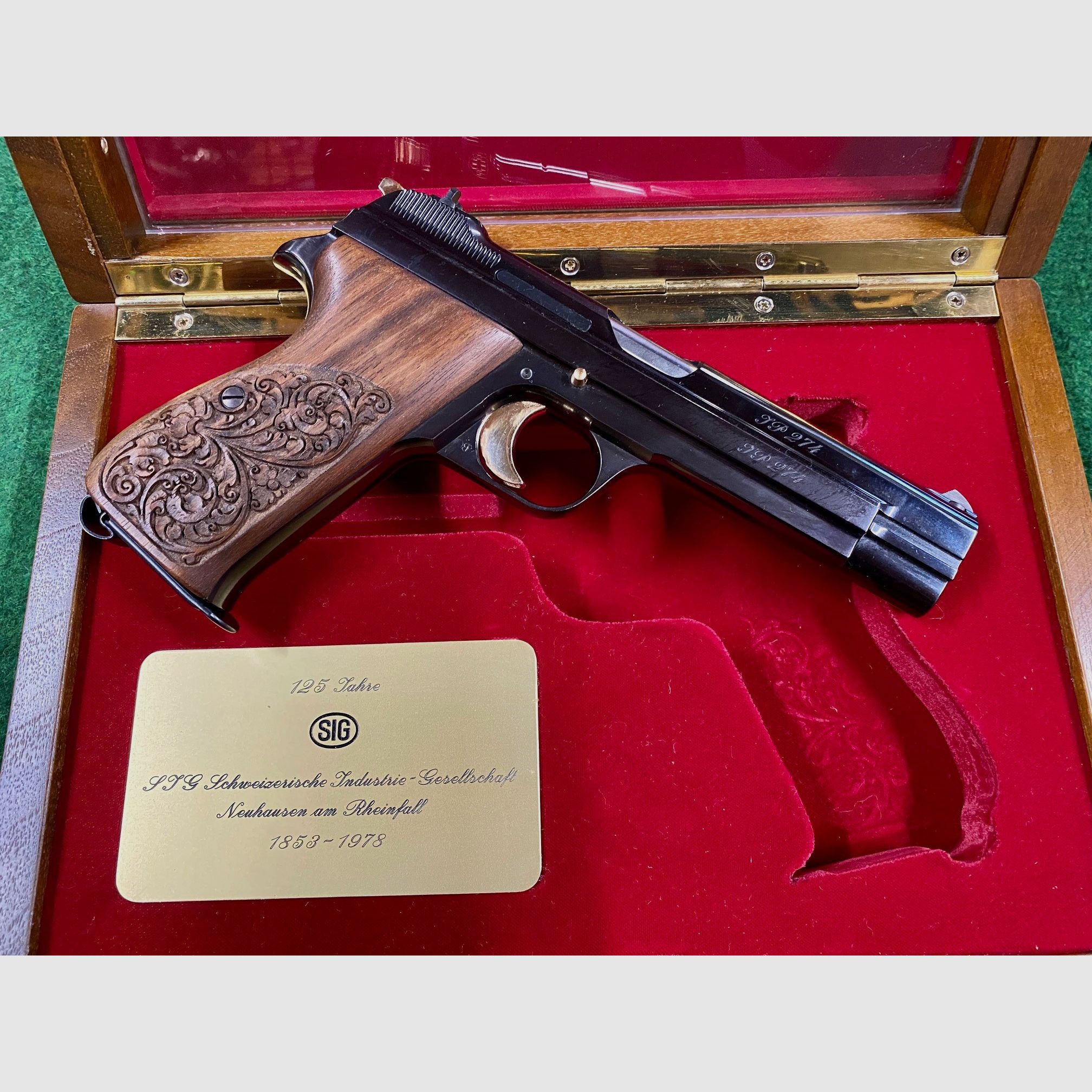 SIG P210 Pistool -125 Jaar SIG, Gebruikt, 9×19, in Houten Kist, afbeelding 2 van 2