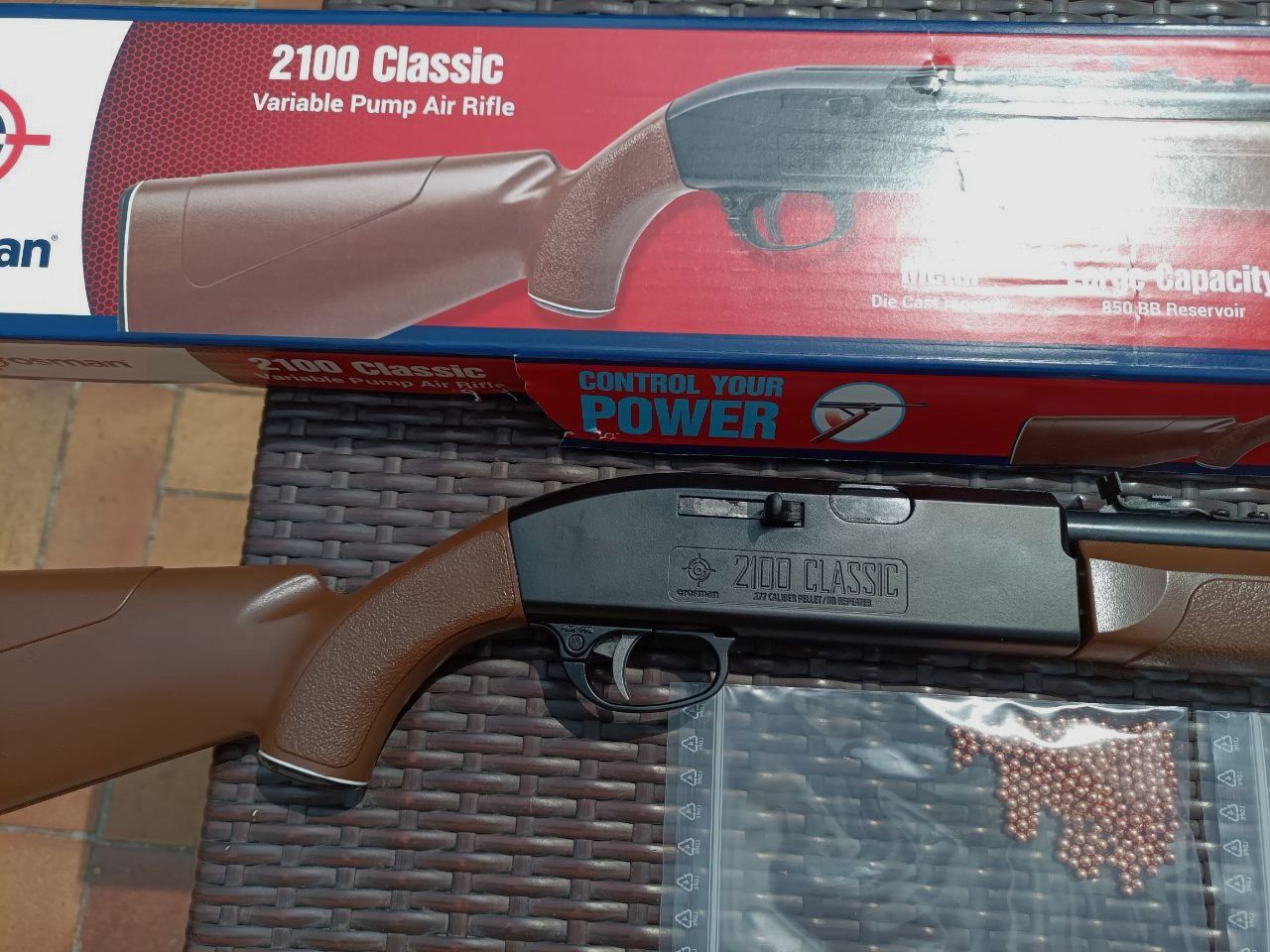 Luftgewehr Crosman 2100 Classic 4,5 mm Diabolo und BB
