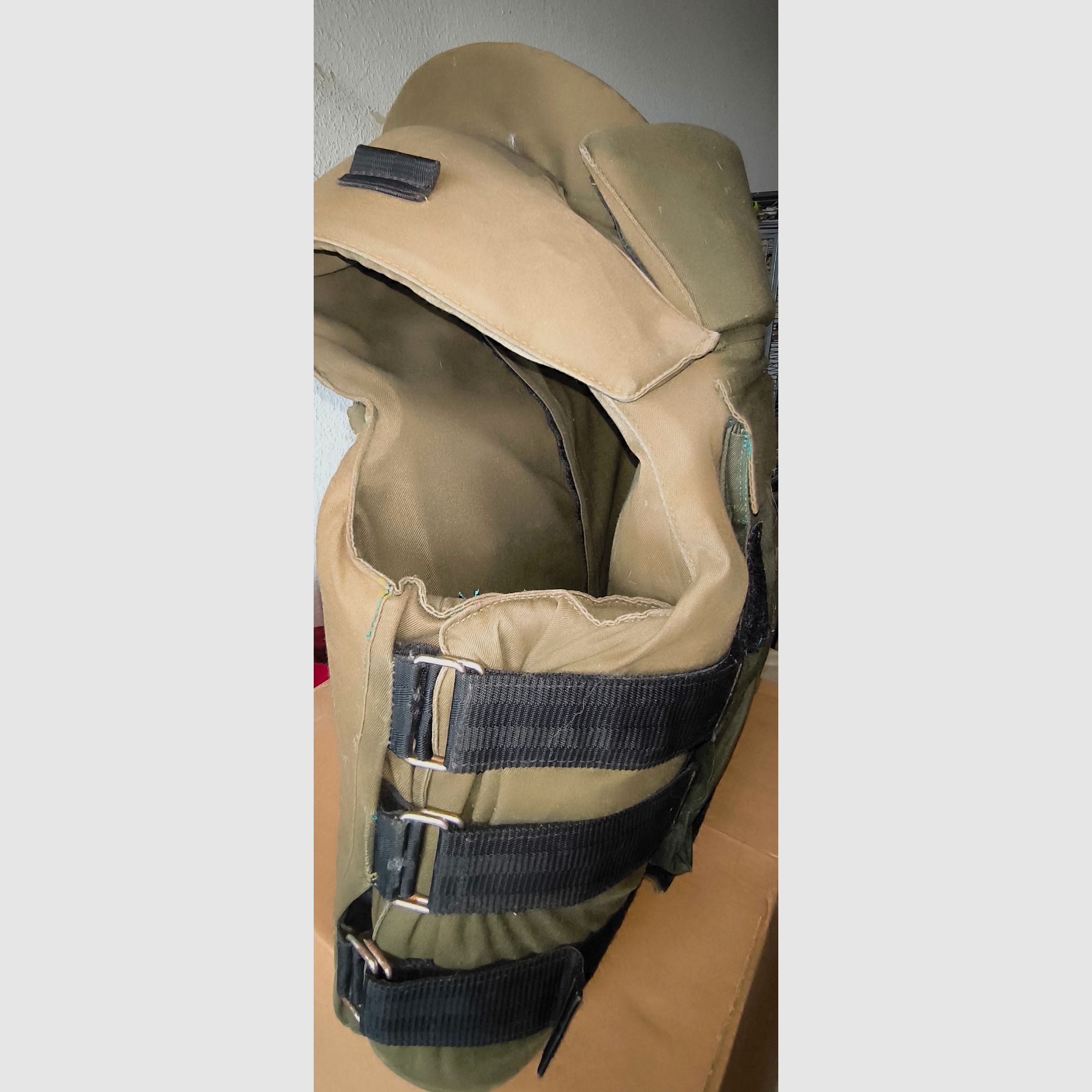 Gilet de protection balistique hongrois SK3, vendu comme objet de décoration ou pour les joueurs de paintball !! Attention !! Veuillez lire attentivement !!