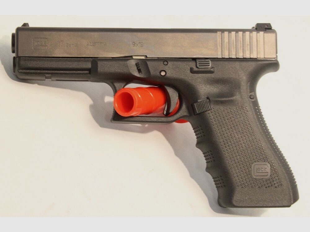 Glock 17 Gen4, image 1 of 2