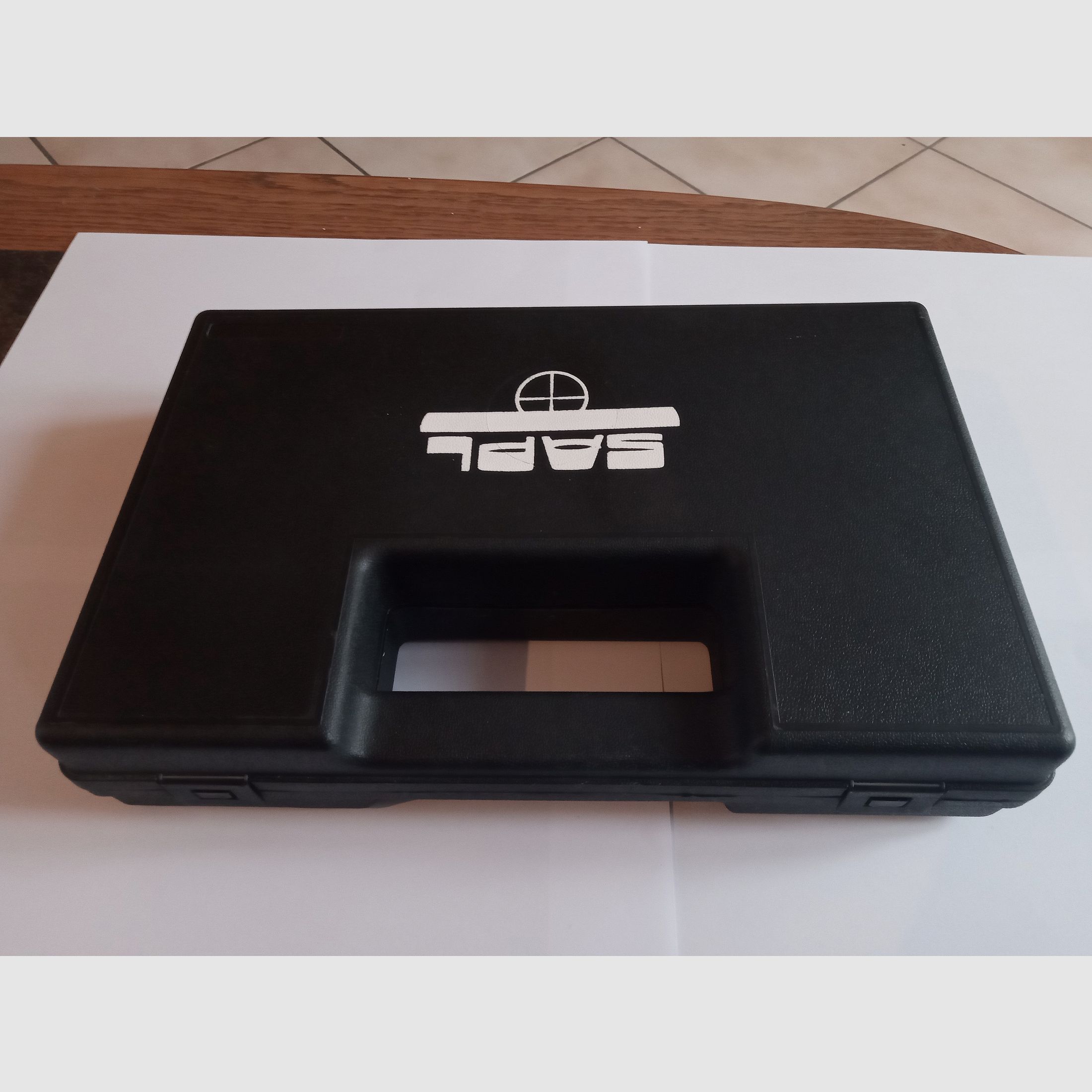 PISTOLE WALTHER CP99 SCHWARZ CO2 KAL 4,5MM +750 Bleikugeln + 20 CO2-Kapseln