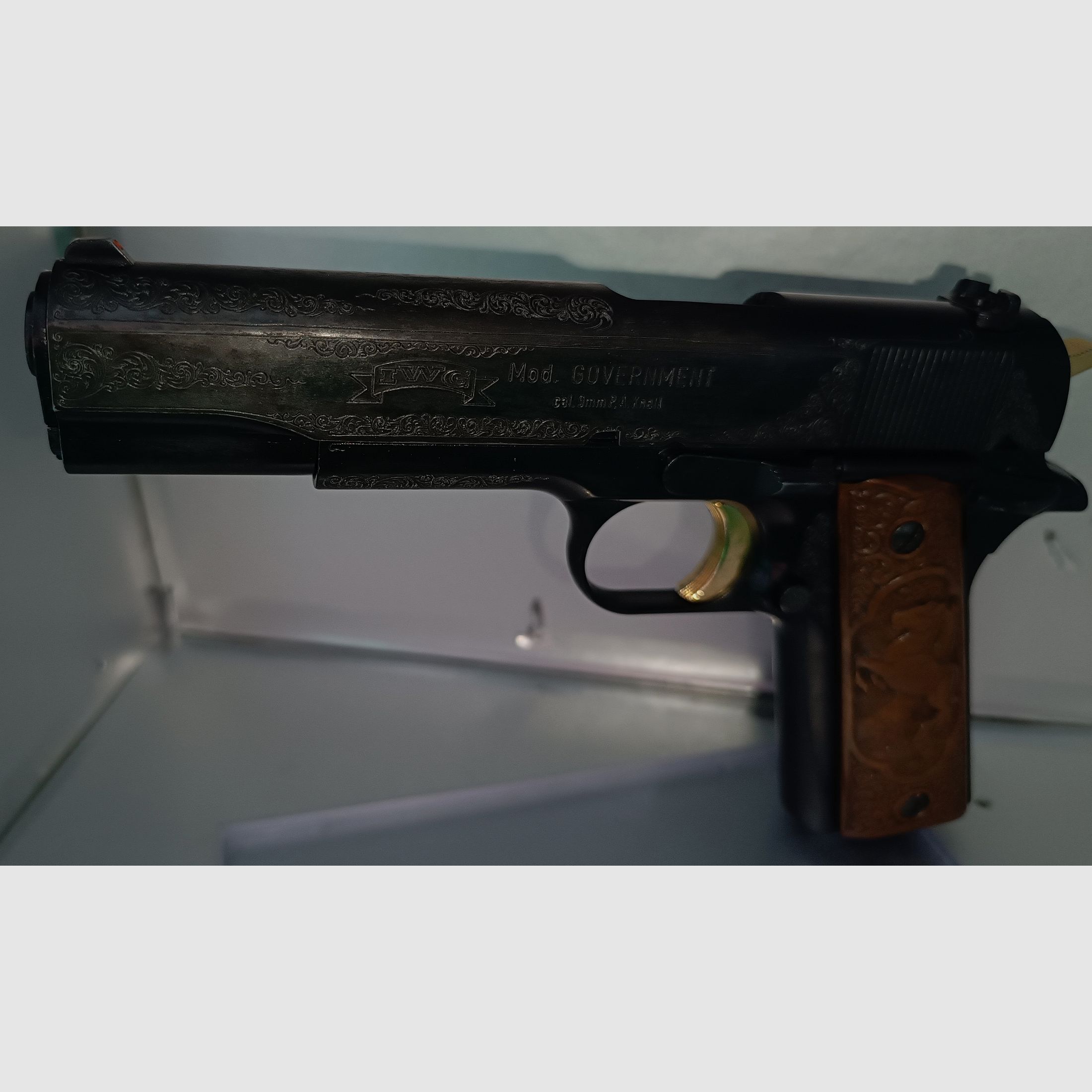 I.W.G Colt 1911 Sondermodell Graviert 