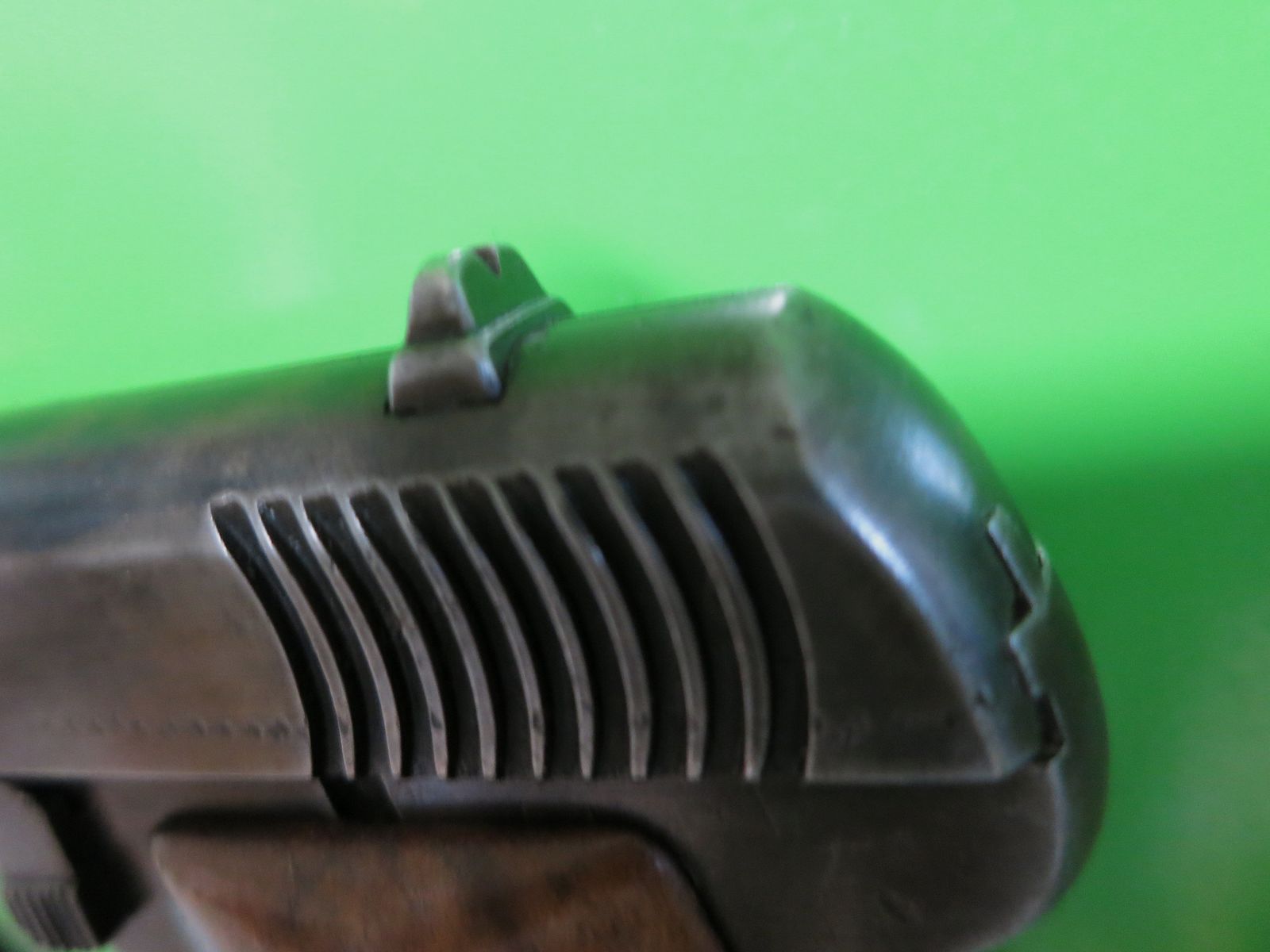 Halbautomatische  Astra Modell 200 (?), Lady-Gun im Westentaschenformat,  7,65mm Browning       #71-