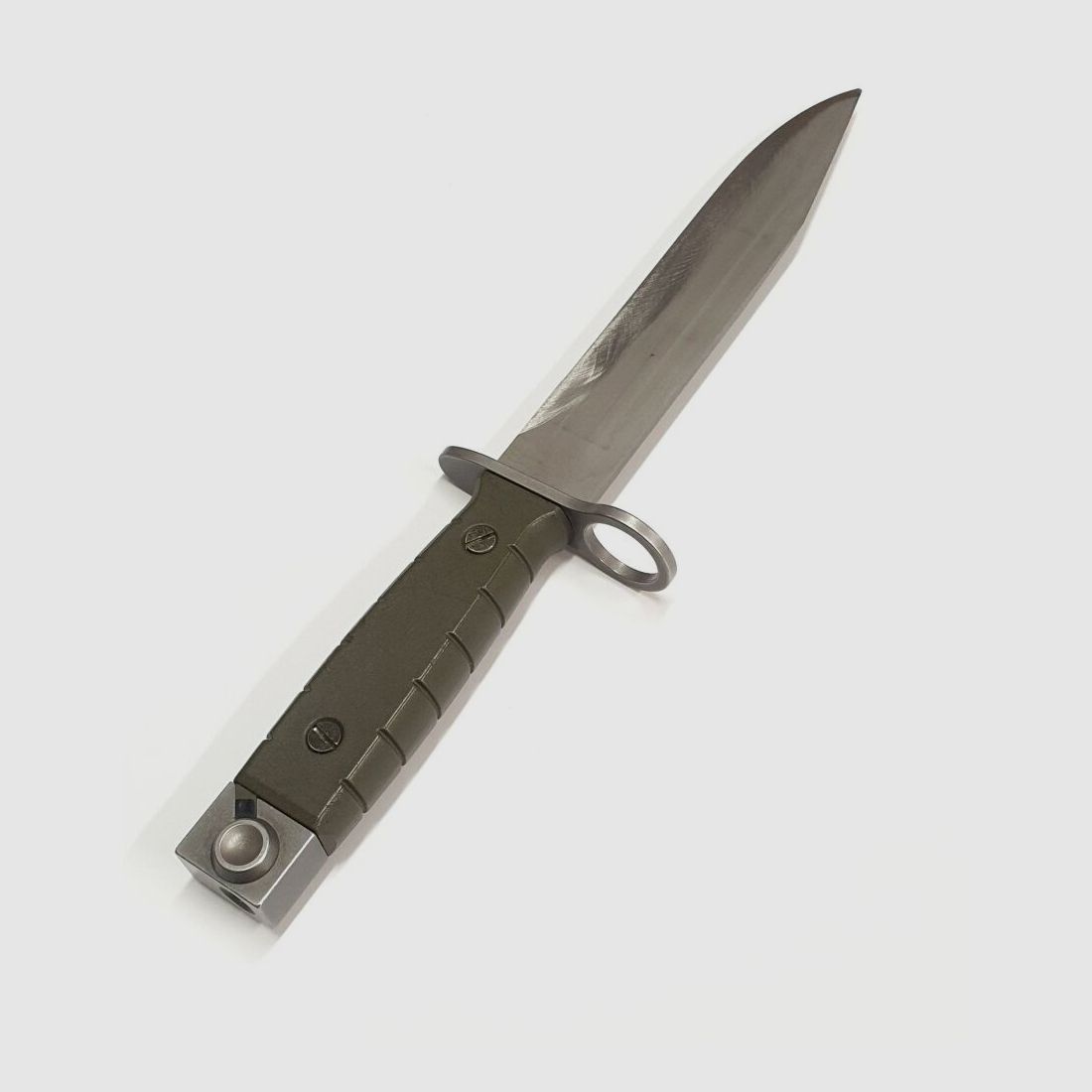 Bayoneta de orden suiza, SIG PE90/Stgw 90 con soporte de cinturón