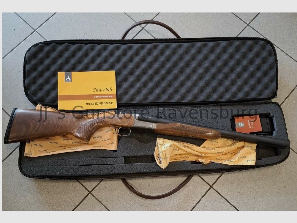 Akkar Churchill 512 Hunting 12/76