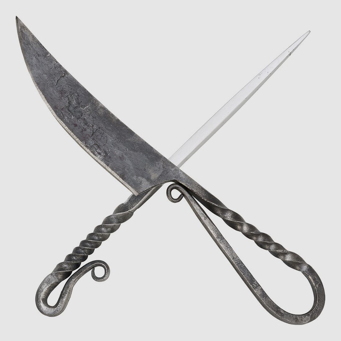 Set di posate medievali con manici intrecciati