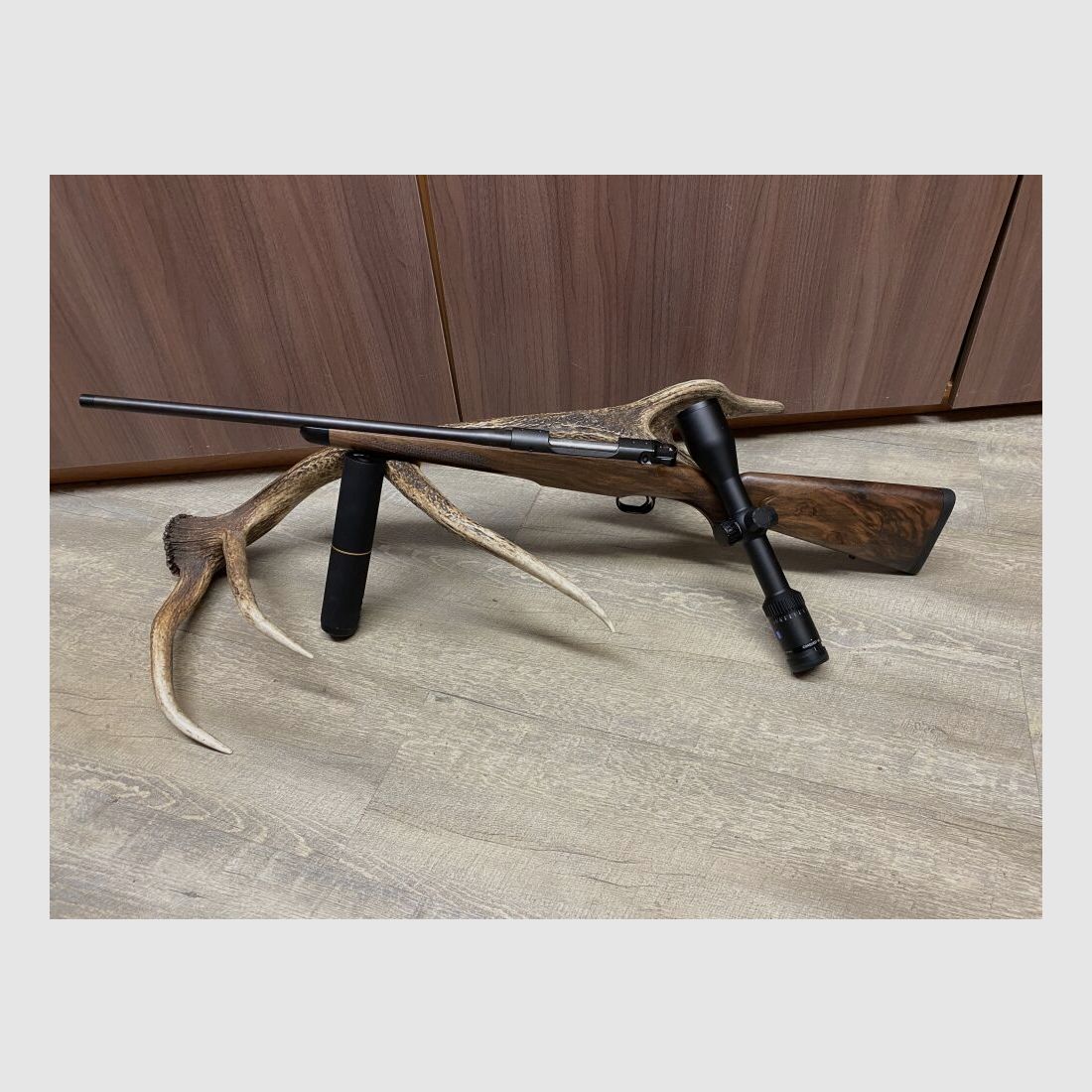 Mauser M12 Expert, mit Zeiss Conquest V6 2-12x50 M, mit Schiene