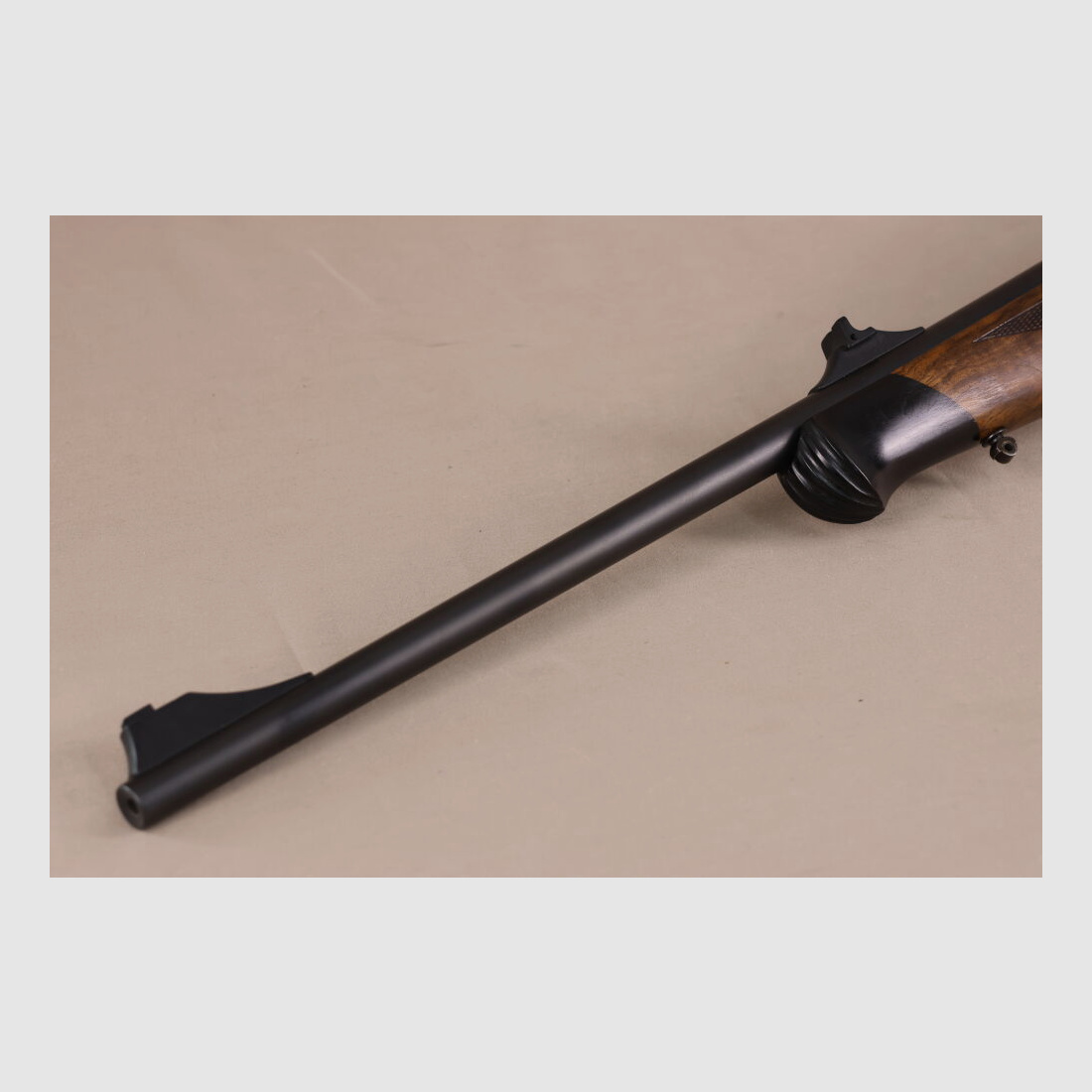 Blaser R93 // toll gemasertes Schaftholz // Holz-Kammergriffkugel