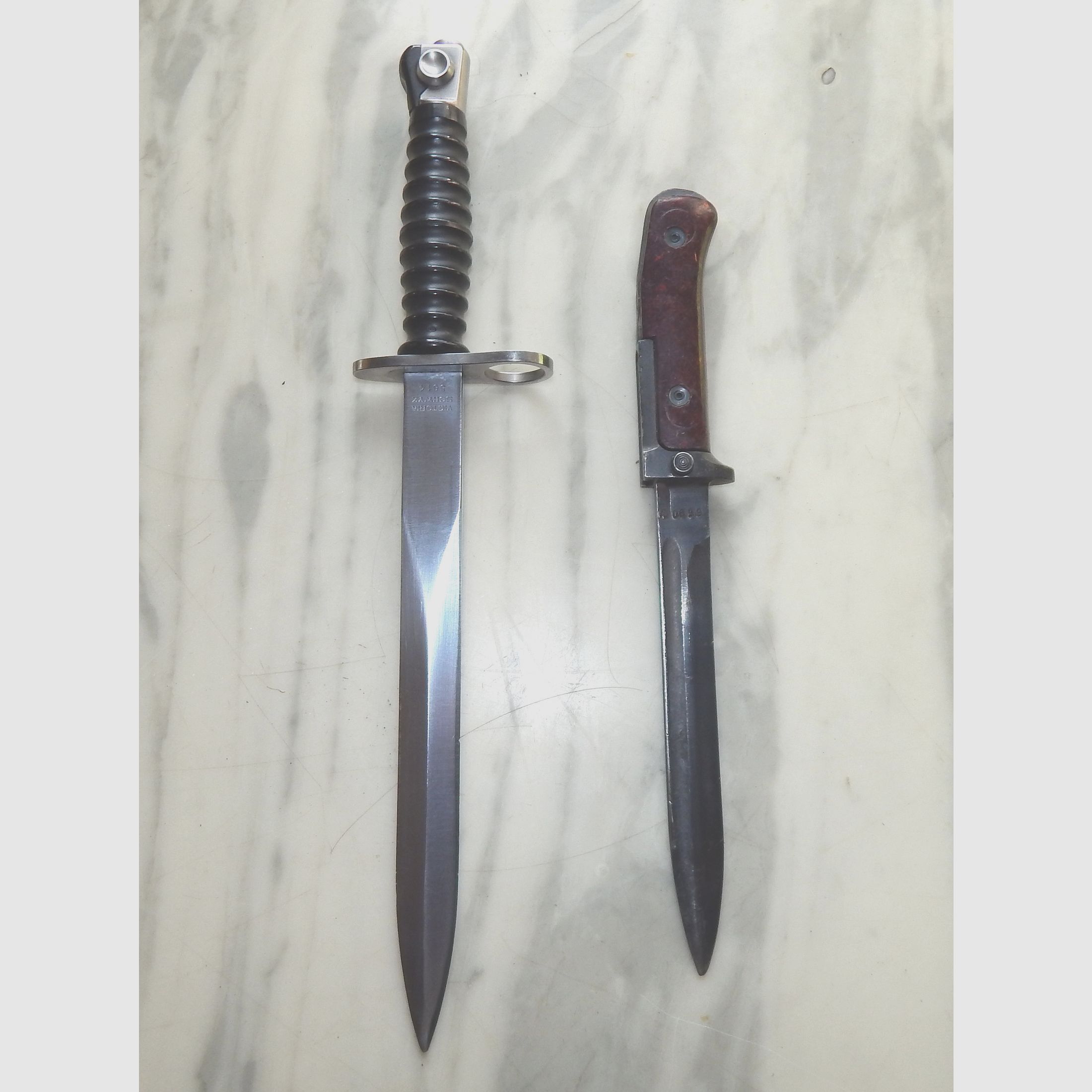 2 Bajonette