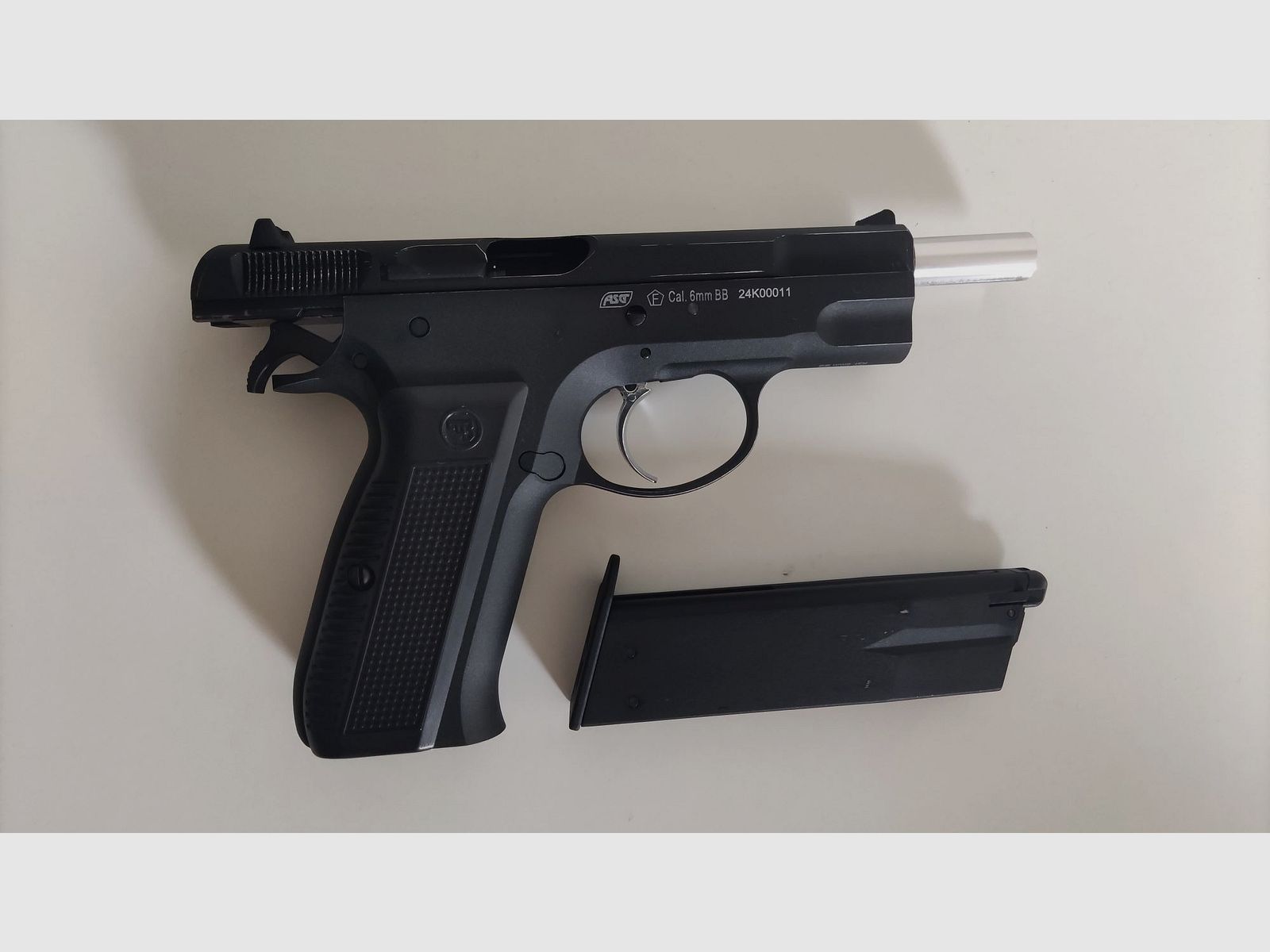  CZ 75  Gas Blow Back Airsoft Pistole