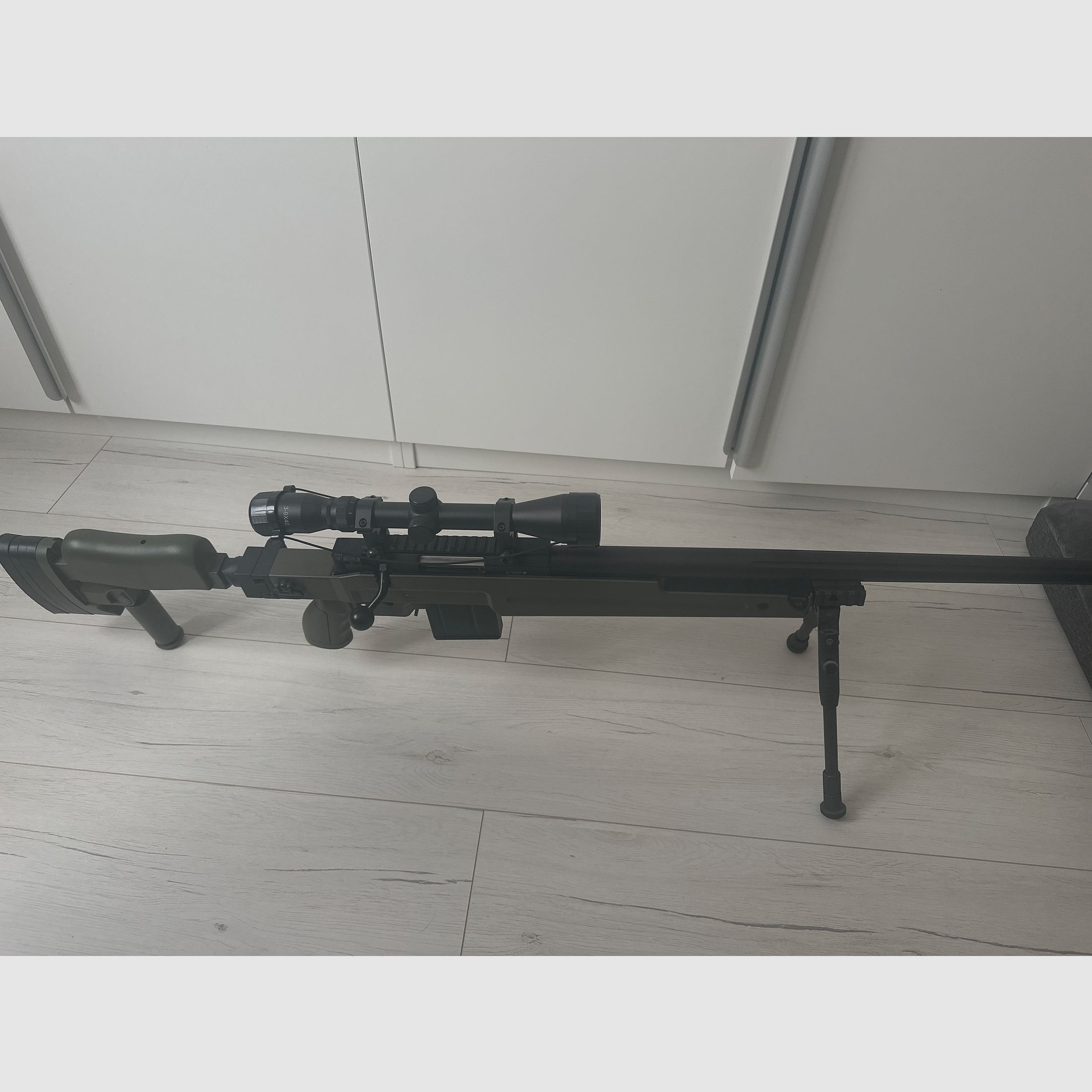 K&Z 4410 Sniper con mira telescópica