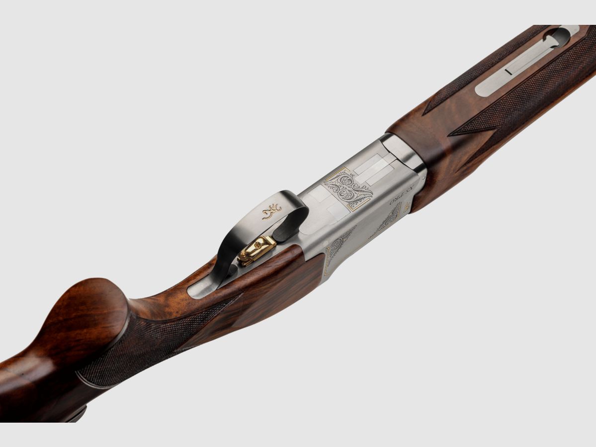 Browning B525 Ultra XS Pro Adjustable Comb 12M INV+ Titanium Over-and-Under Shotgun