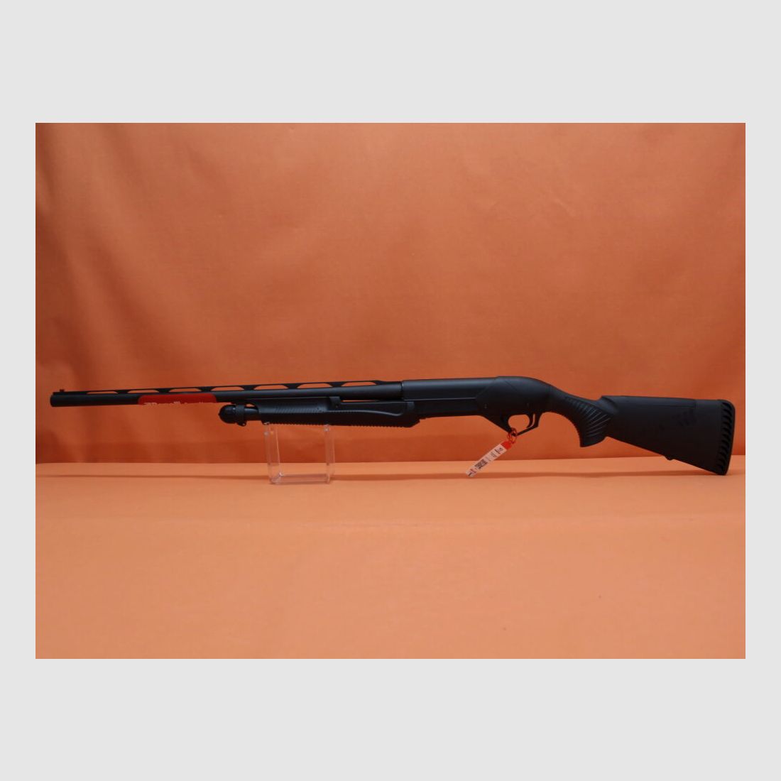 Benelli VsRep.Flinte 12/89 Benelli SuperNova Jagd (Vorderschaftrepetierflinte) 26"/66cm Lauf/ Multichoke