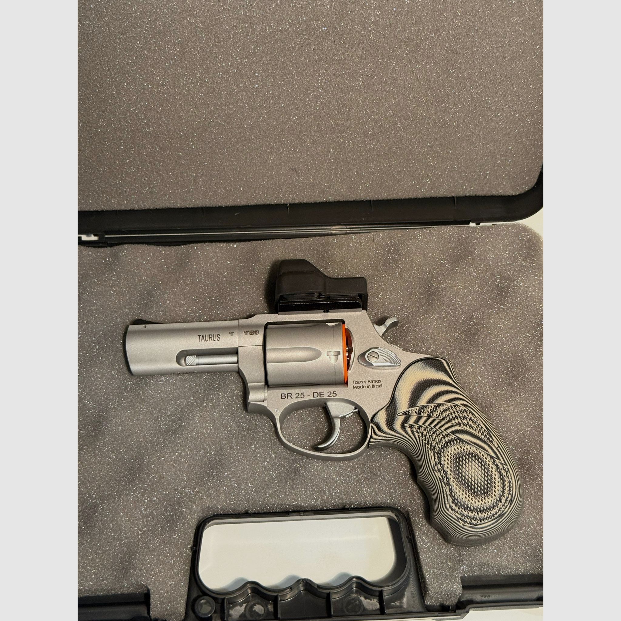 Taurus Revolver Model 605 T.O.R.O. 3" .357mag./ .38Spec