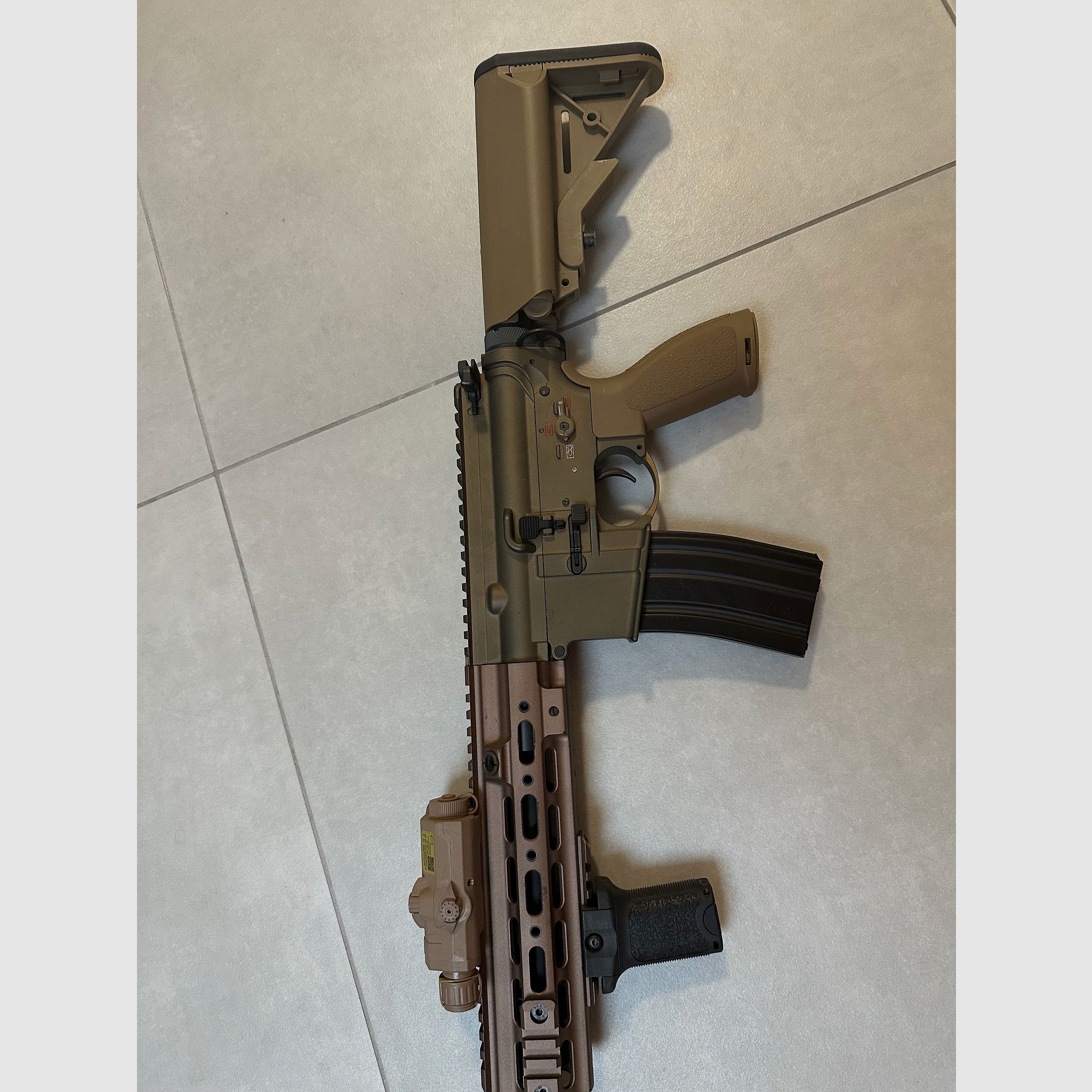E&C SMR16 10,5" -GEN.4- S-AEG MIT BEGADI CORE EFCS / MOSFET & PRO HOPUP // m4// hk416 ähnlich