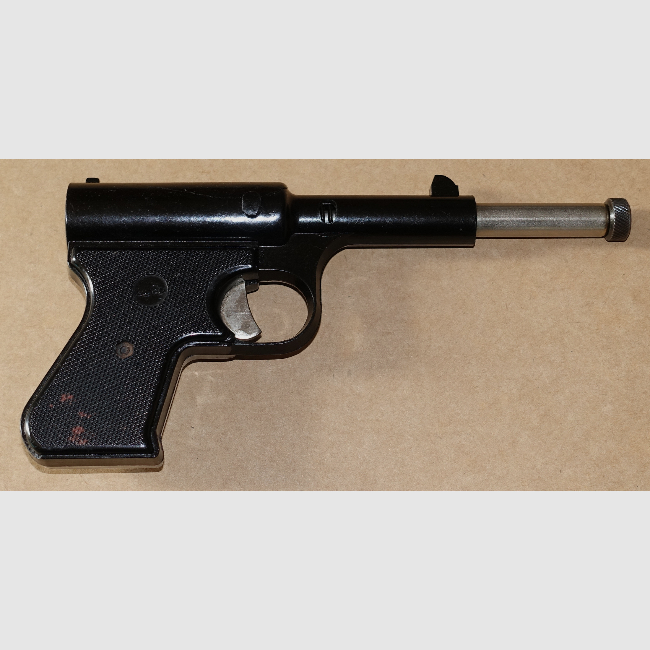 Collection de pistolets à air / 12 pièces / Walther Diana Lov Baikal Record etc.