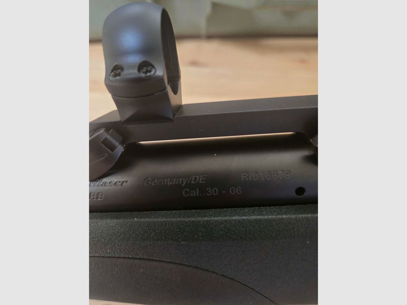 Blaser R8 Professional Linksausführung, .30-06, con Pelican-Case