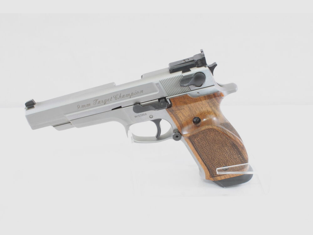 Smith & Wesson 5906 Target Champion