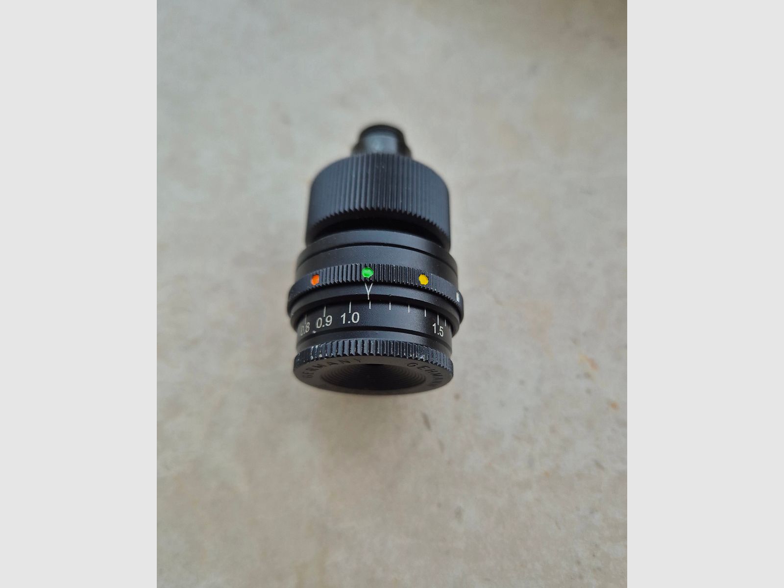 Iris réglable Gehmann avec filtres colorés et dioptrie