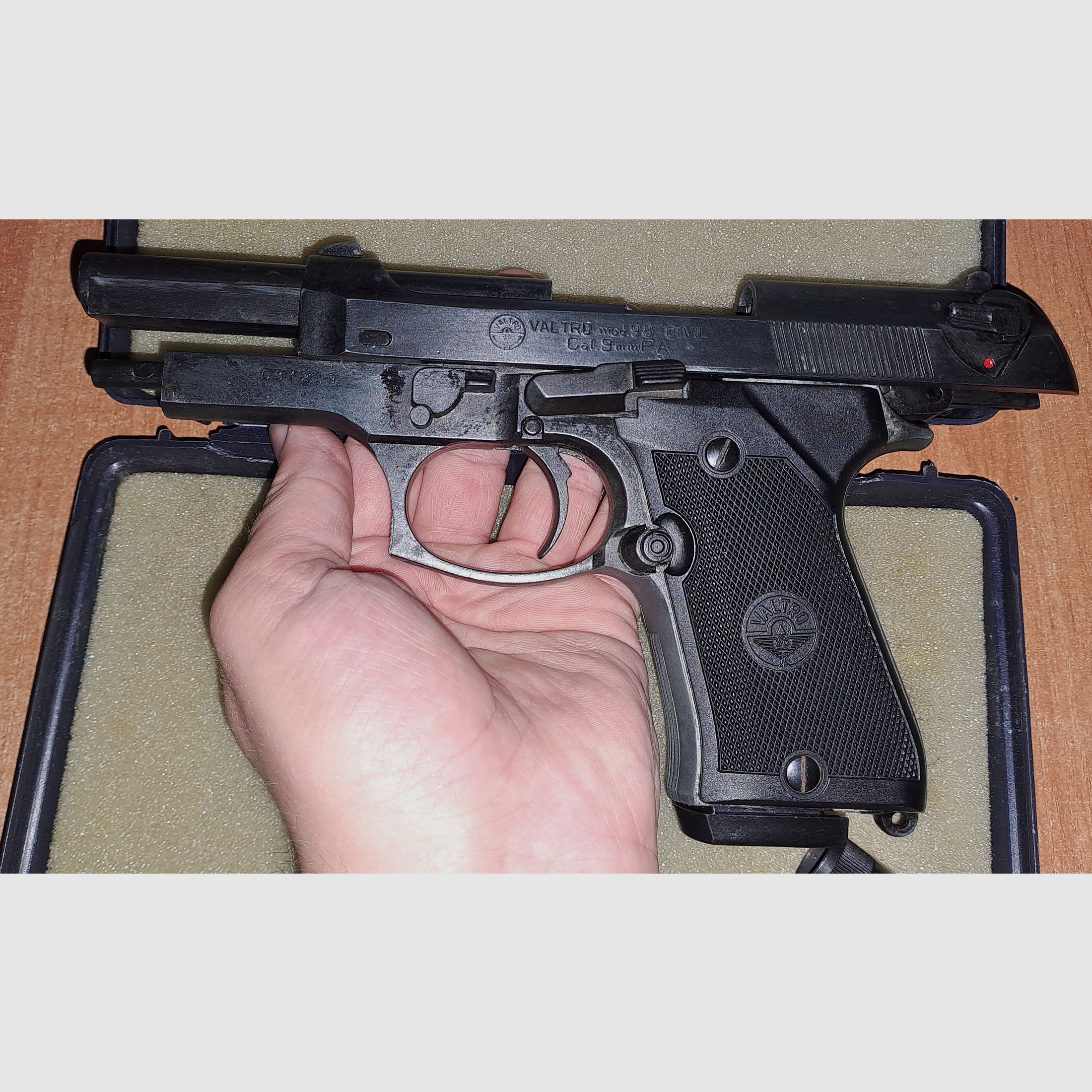 Valtro Mod.98 Civil cal. 9 mm blank in PTB 518 with accessories!