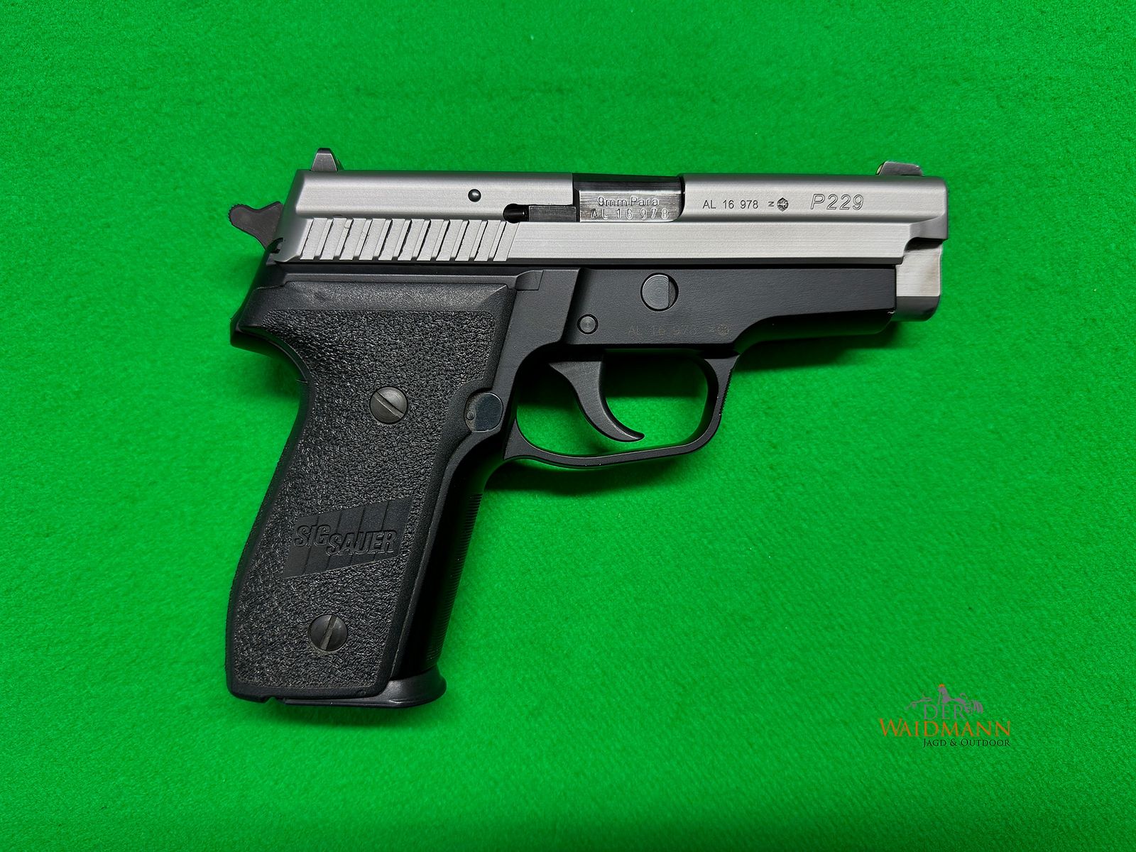 Sig Sauer P229 Pistole 9mm x 19 inkl. Koffer