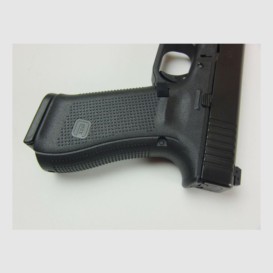 Glock	 Glock 17 Generation 5, Kaliber 9x19