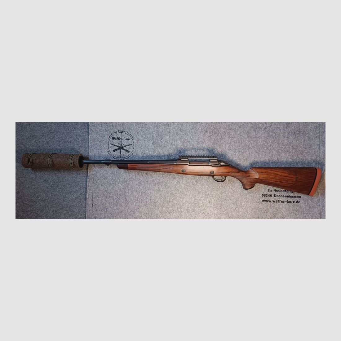 SAKO Finland	 Mod.  85 Black Bear + Grizzly Holzschaft und SD mit Zubehör