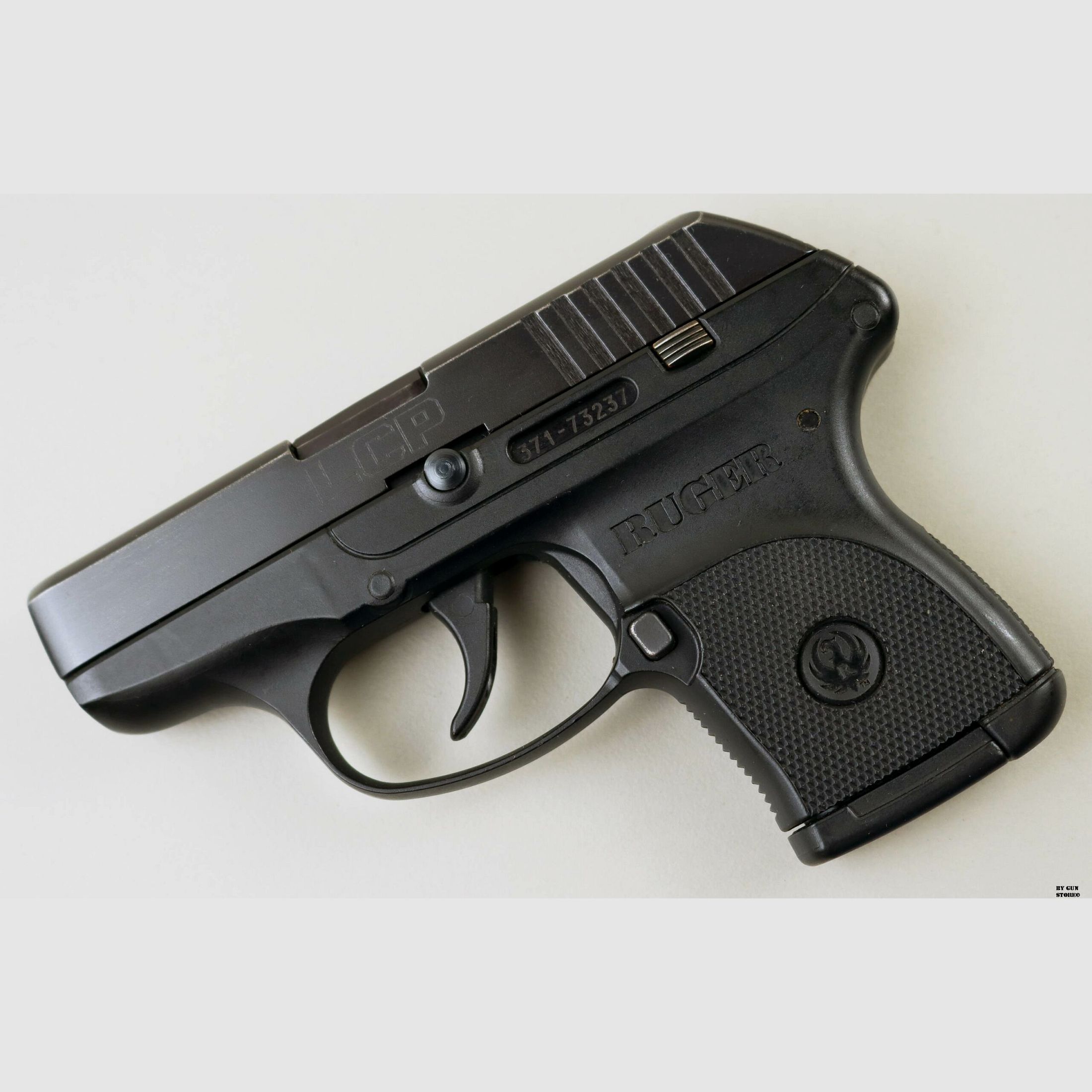 Ruger pistol mod. LCP cal. 9 short mat. 371-73237, image 2 of 10
