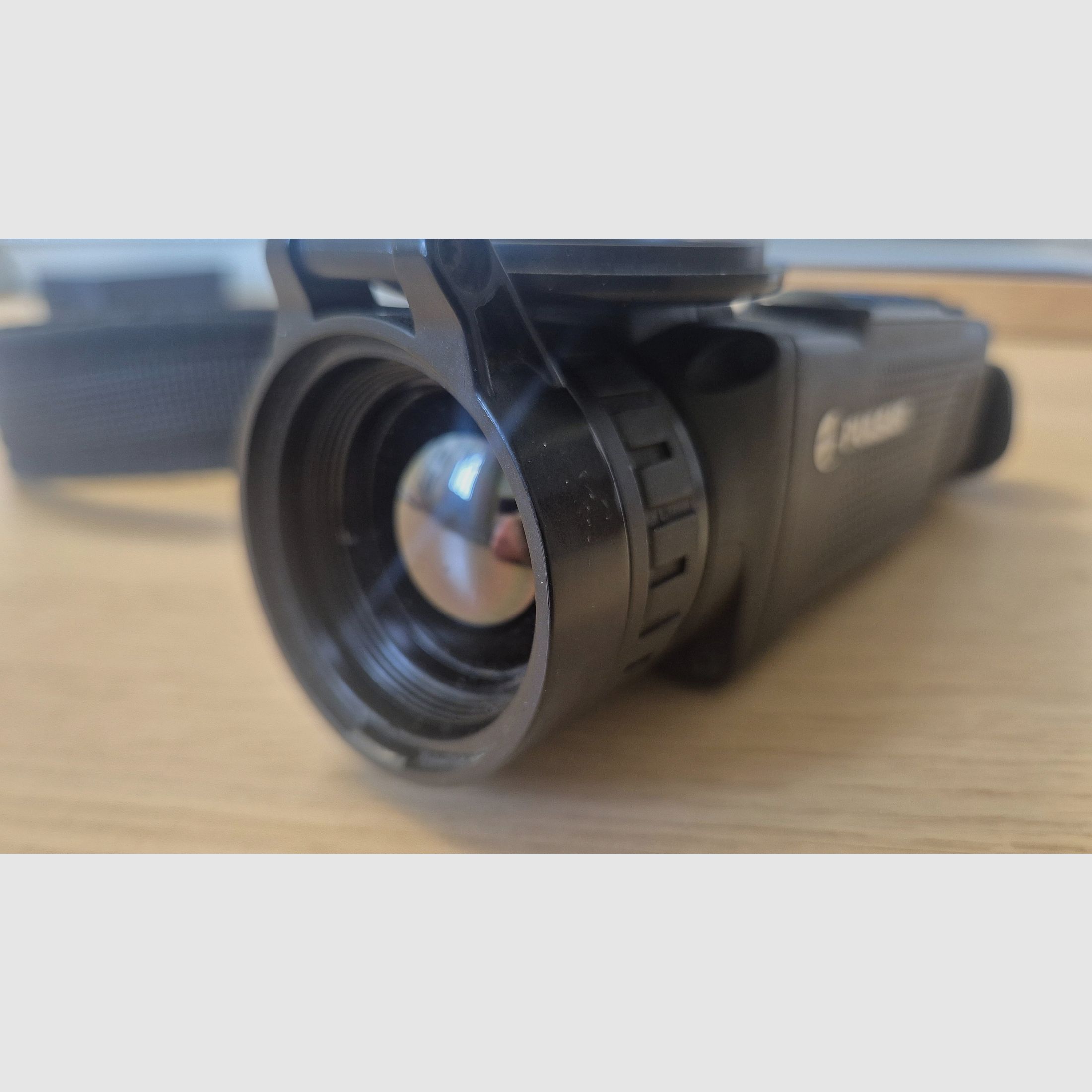 Pulsar Helion XQ38 2, immagine 2 di 4