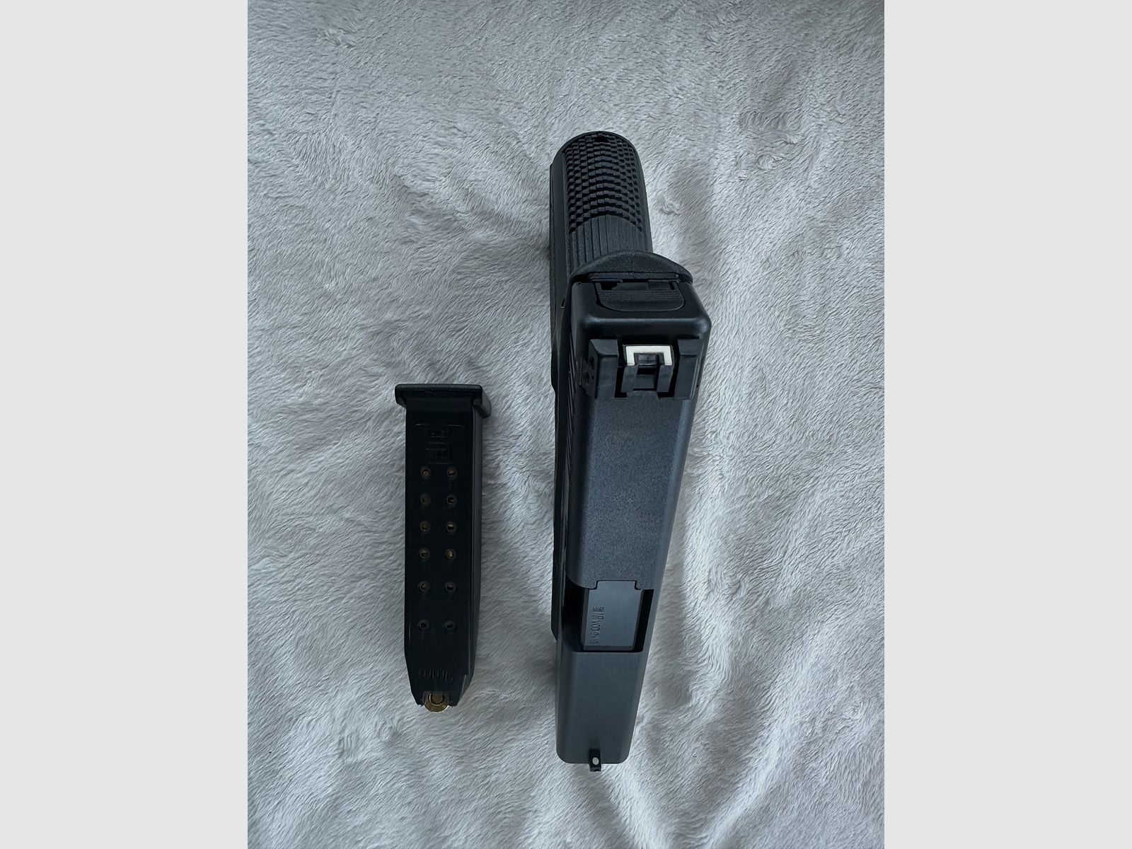 Glock 19 in 9mm - eine der letzten Gen 3 aus 2009 - Kaum gebraucht - fast NEUWERTIG !