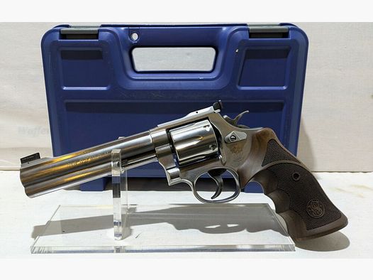Smith & Wesson 686
