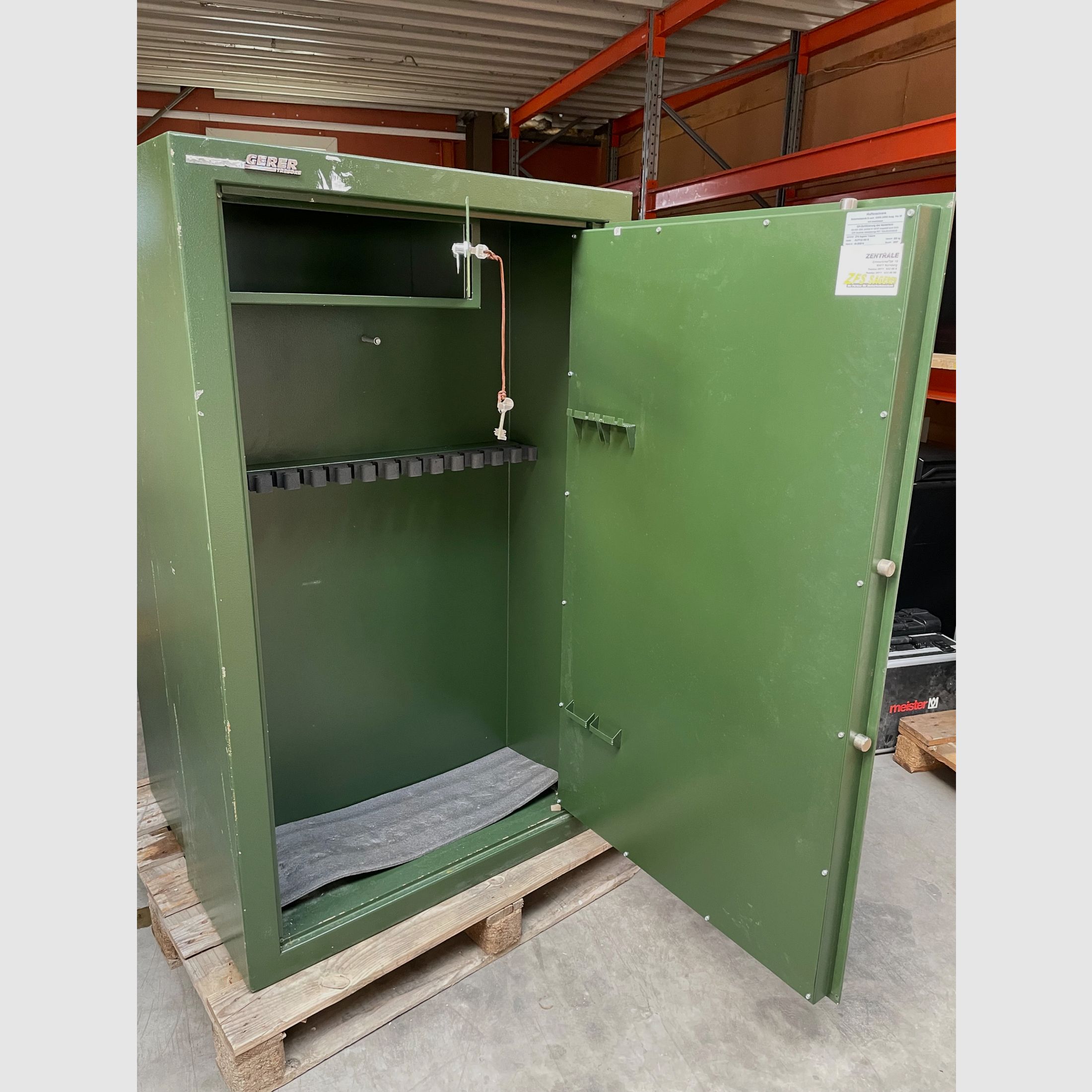 Various gun safes and vaults, image 2 of 9