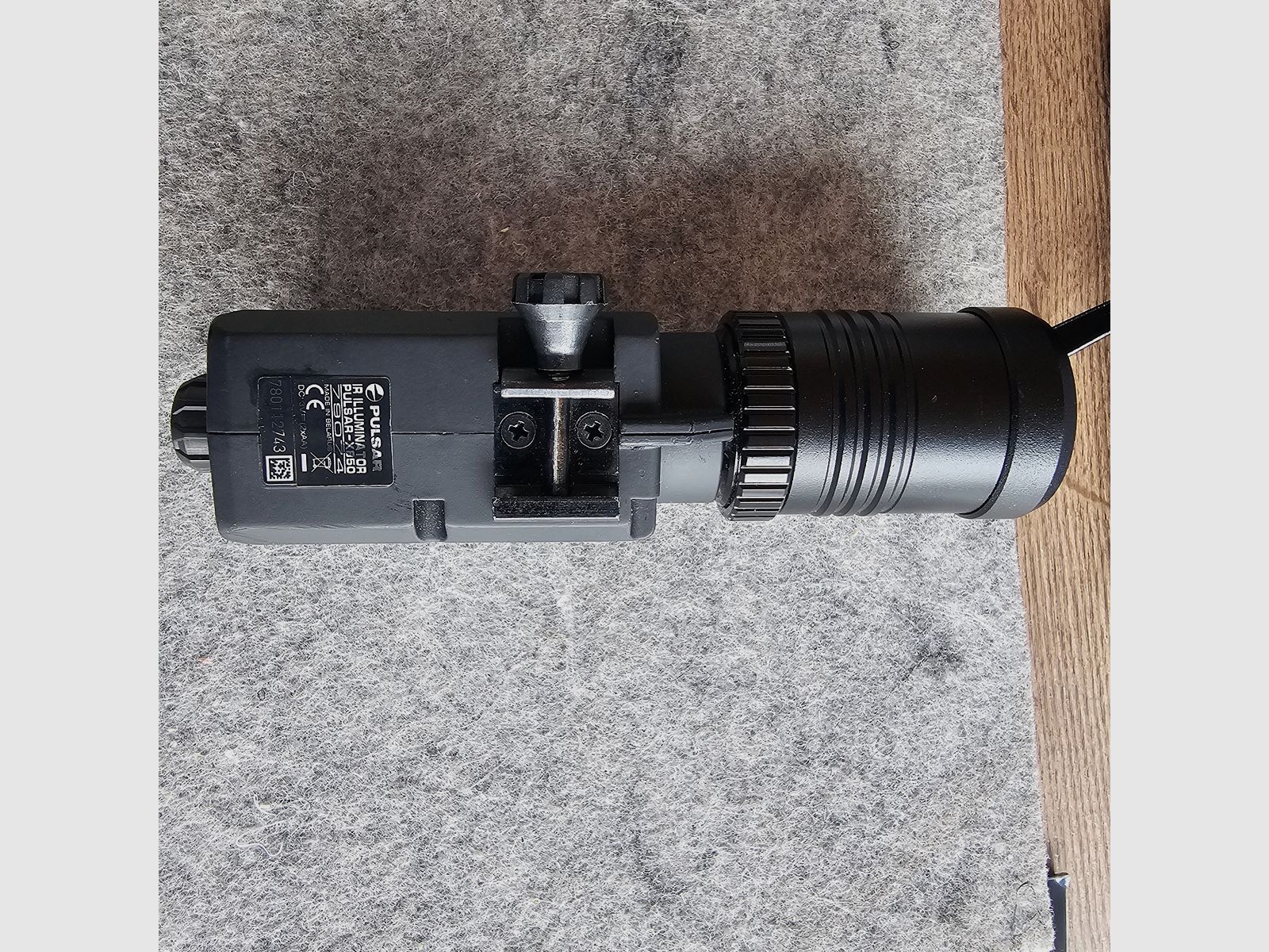 Jahnke DJ-8 NSV Kompakt1x56 mit Premium Photonis Onyx Bildröhre in der höchsten Leistungsklasse III. Weißes Bild der Premiumklasse. Erste Sortierung
