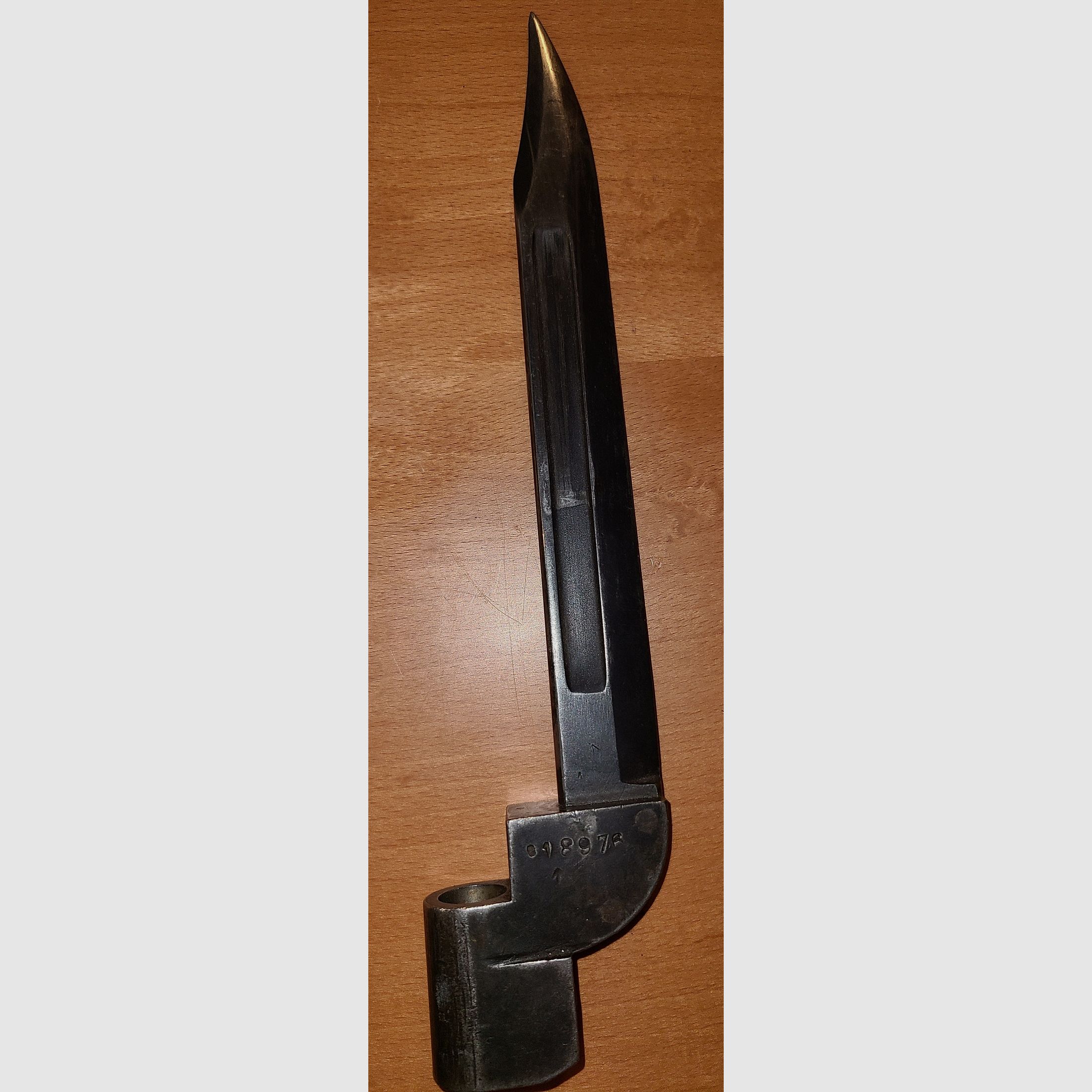 BAJONETA PAKISTÁN PARA LEE ENFIELD NR. 4 / MK 1 - 2 / POF 63 / cal. 303. / 7,68 mm / FORMA DE CUCHILLO BOWIE / CUCHILLO