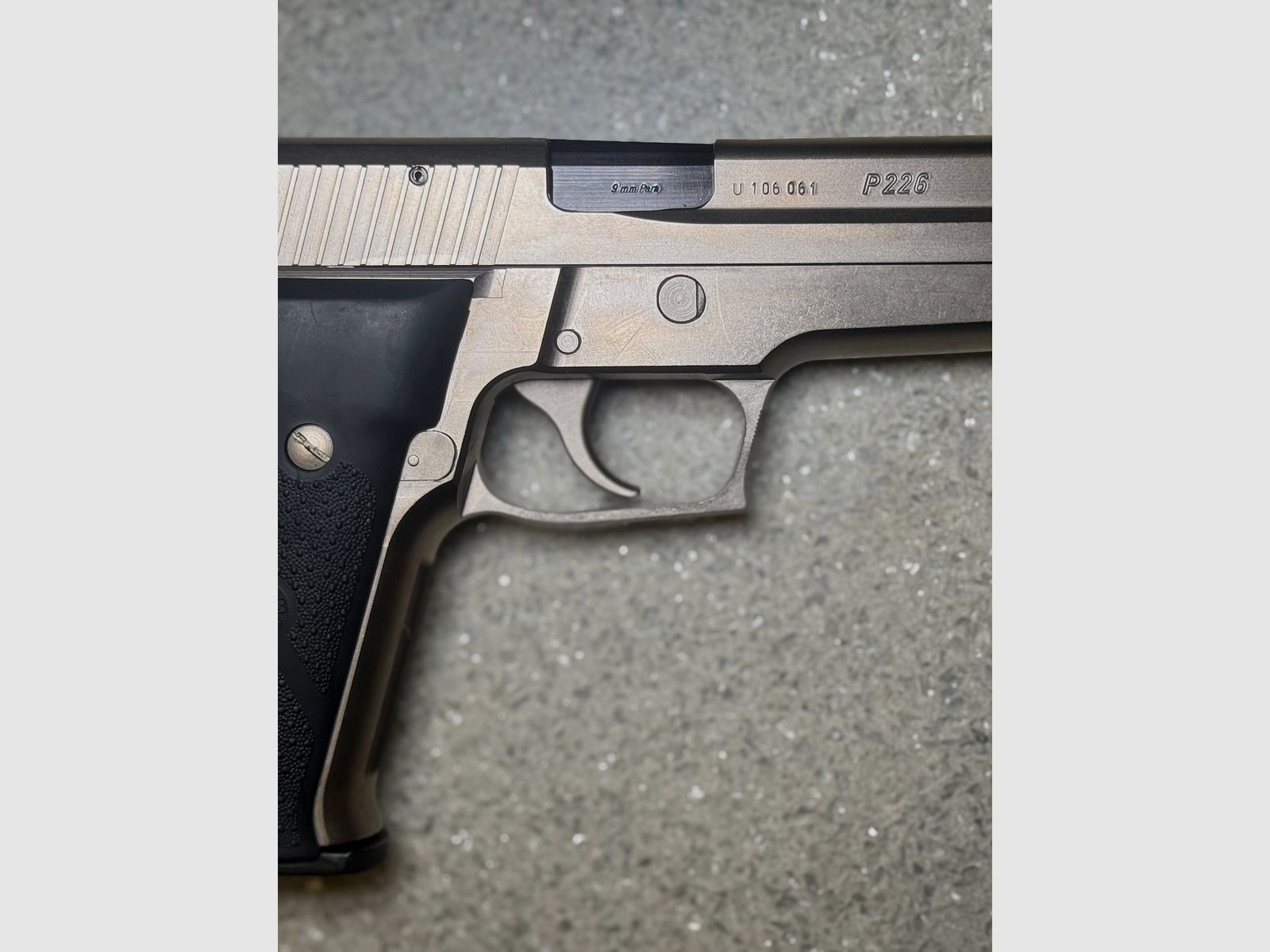 SIG Sauer P226 | 9 mm Luger | Eckernförde | Optics Ready | Zubehörpaket