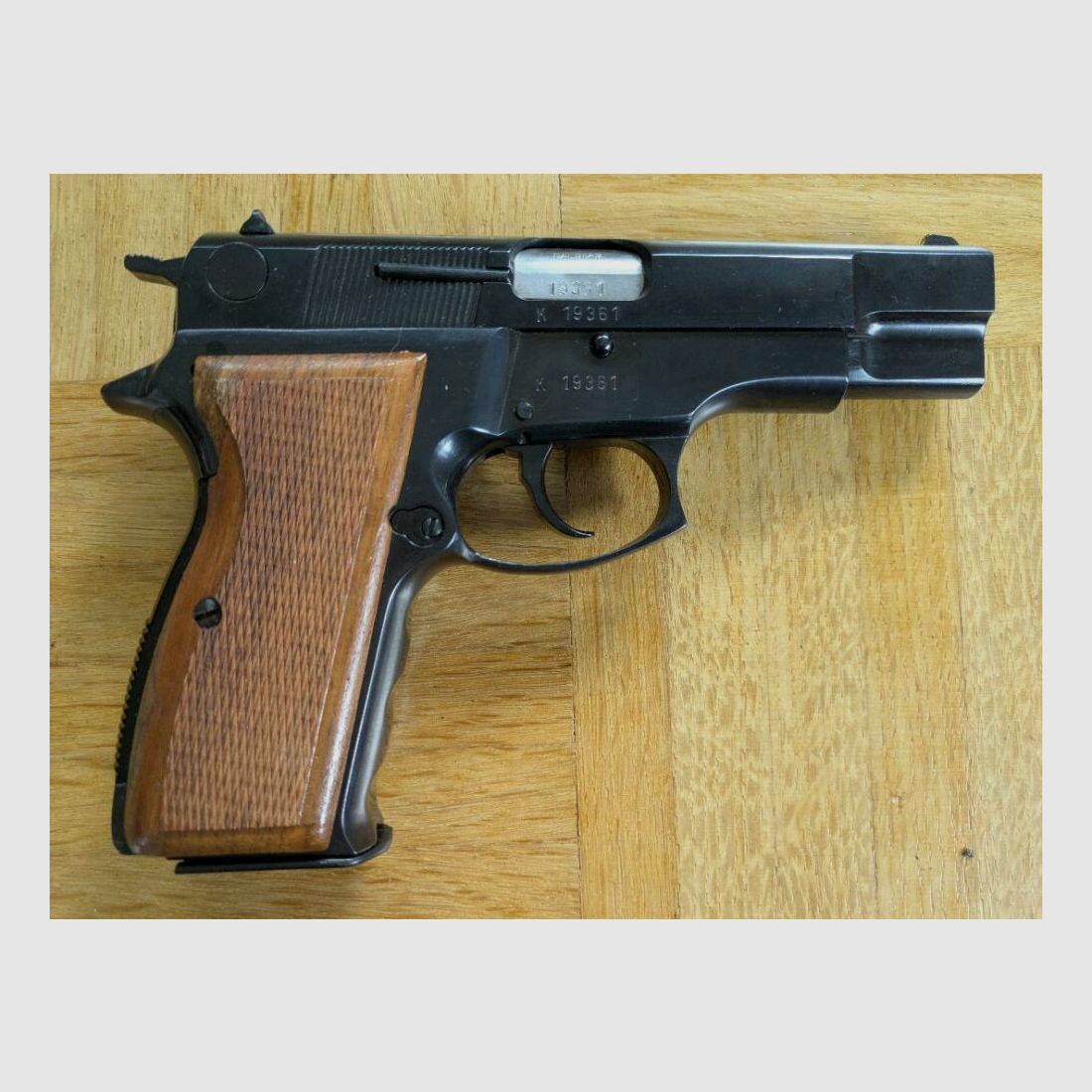 Luger M90