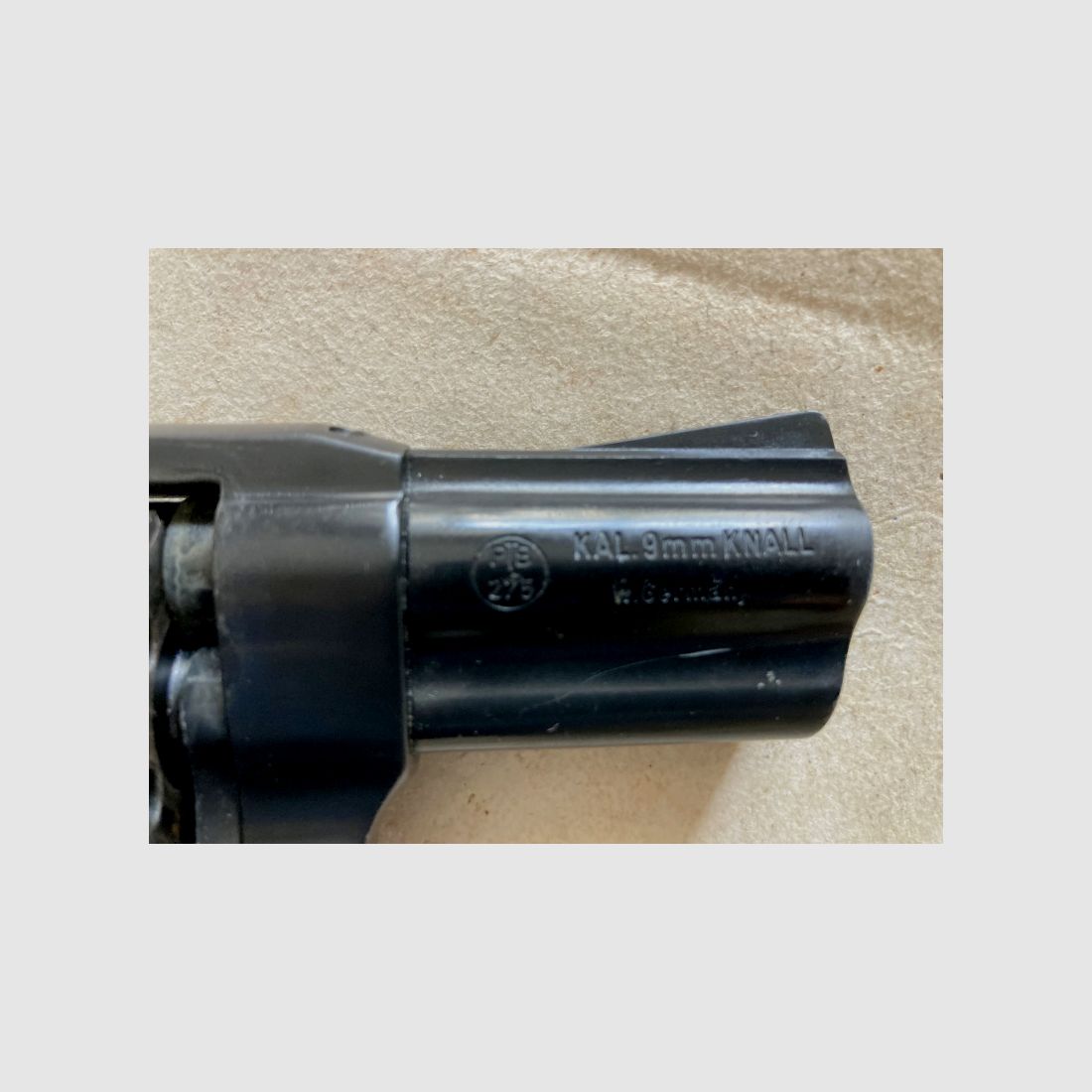 Röhm RG69 blank firing revolver blued (PTB 275) Rg 69 steel cylinder with Röhm Combat wooden grip panels