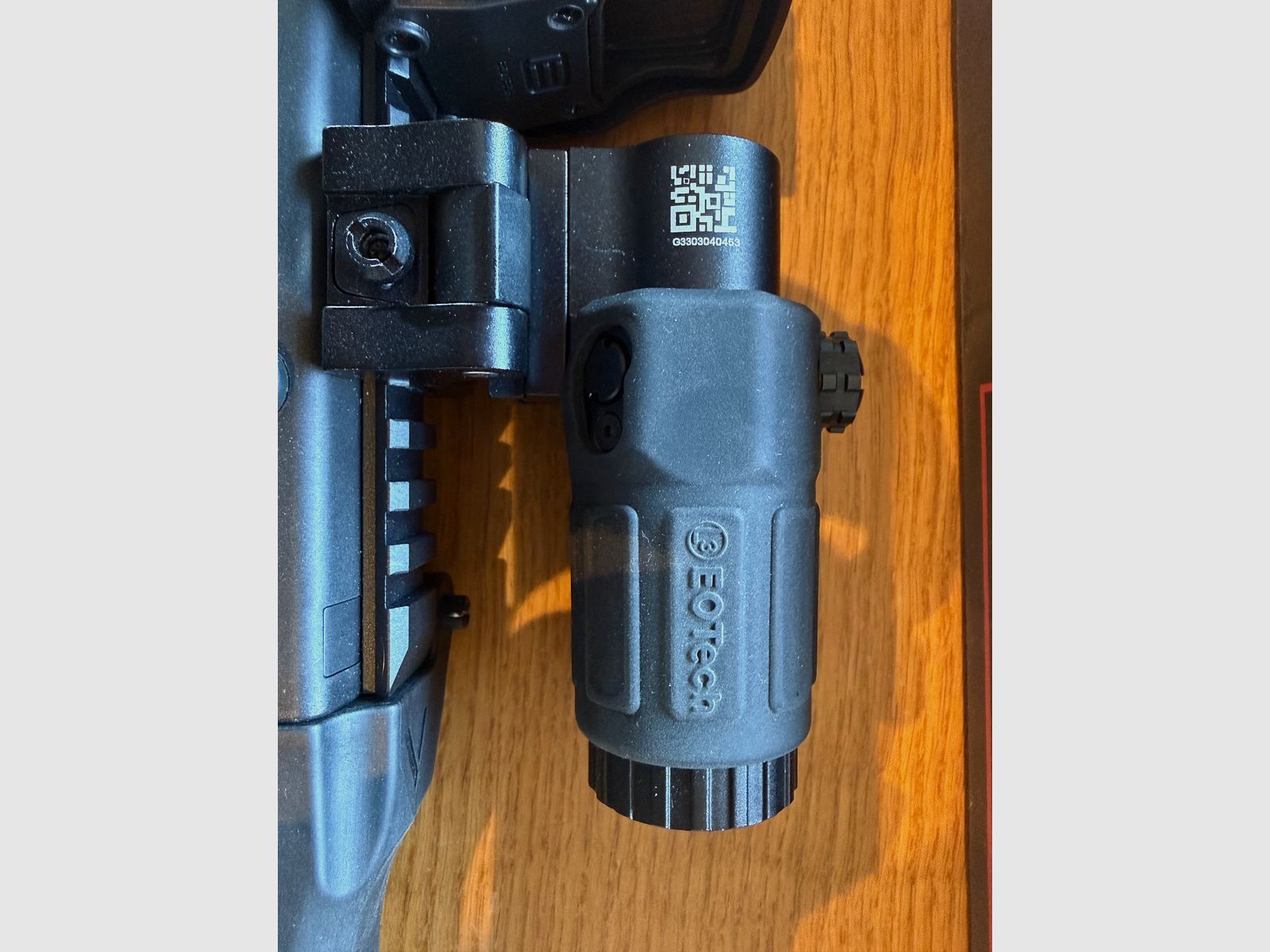 Krytac Kriss Vector Airsoft S-AEG (schwarz) + Ausrüstung