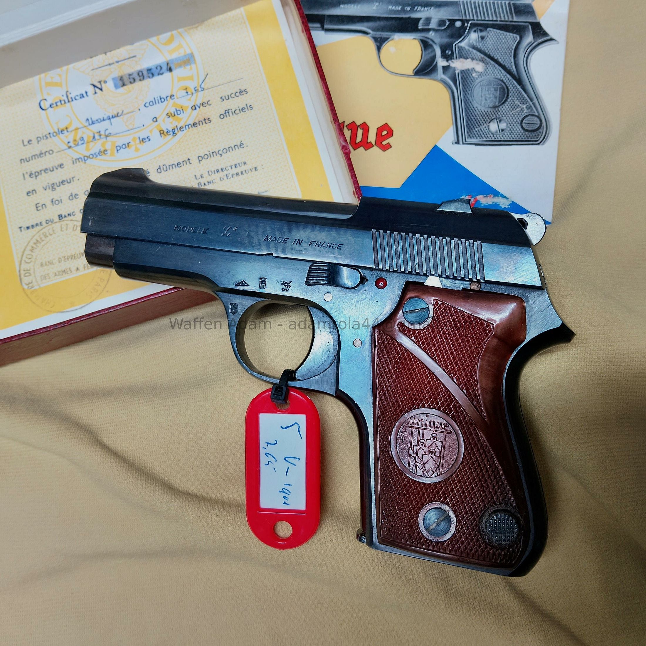 Unikalny model "L