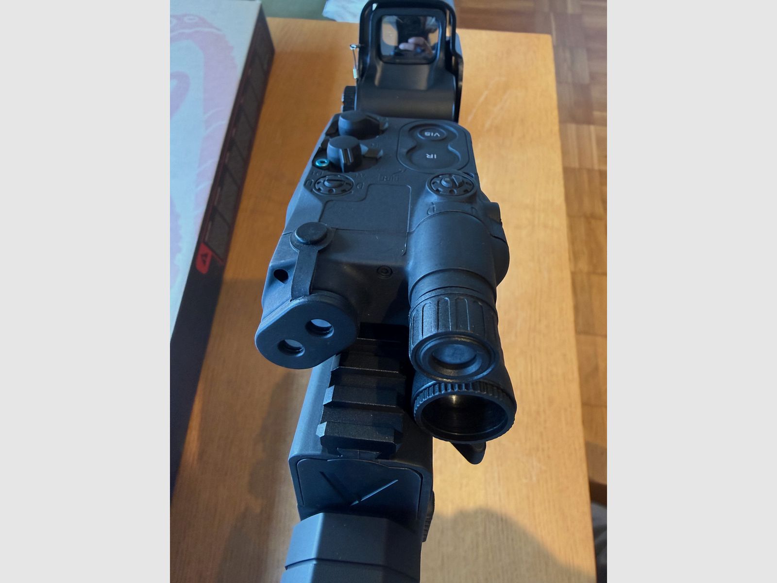 Krytac Kriss Vector Airsoft S-AEG (schwarz) + Ausrüstung