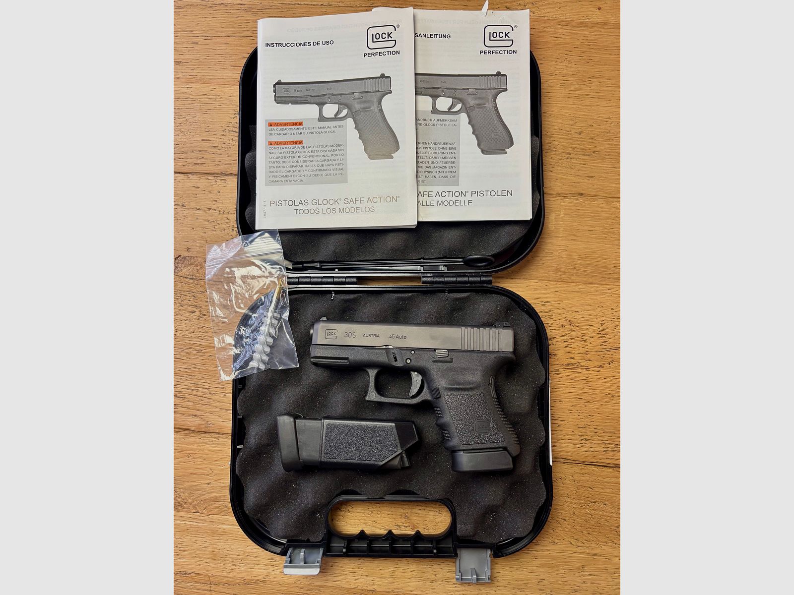 Glock Mod. 30 S Cal. .45Auto - ensemble complet - comme neuf