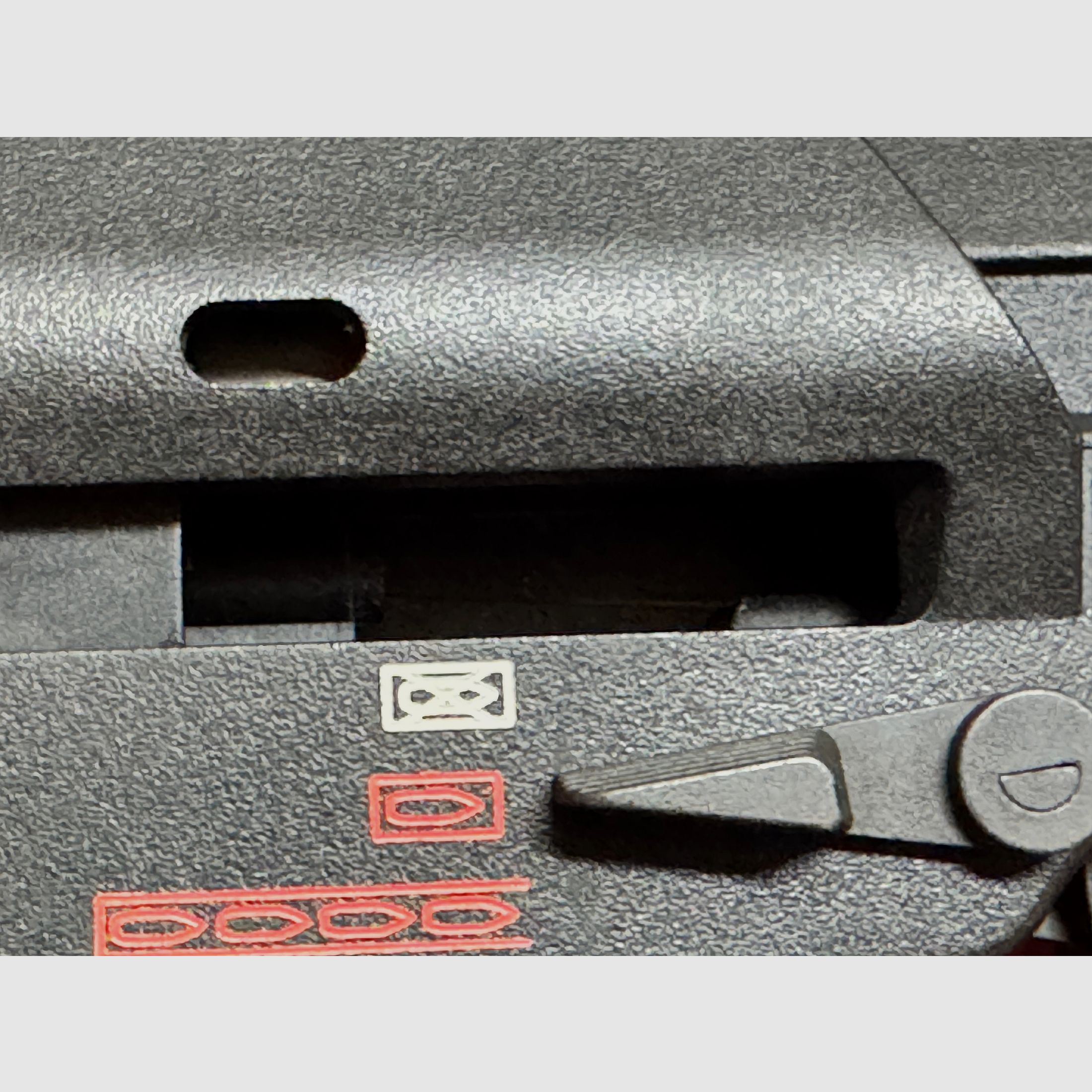 VFC H&K MP7 A1  GBB Gas Blow Back Airsoft 6mm  + Sling -Schalldämpfer- Micro Dot 